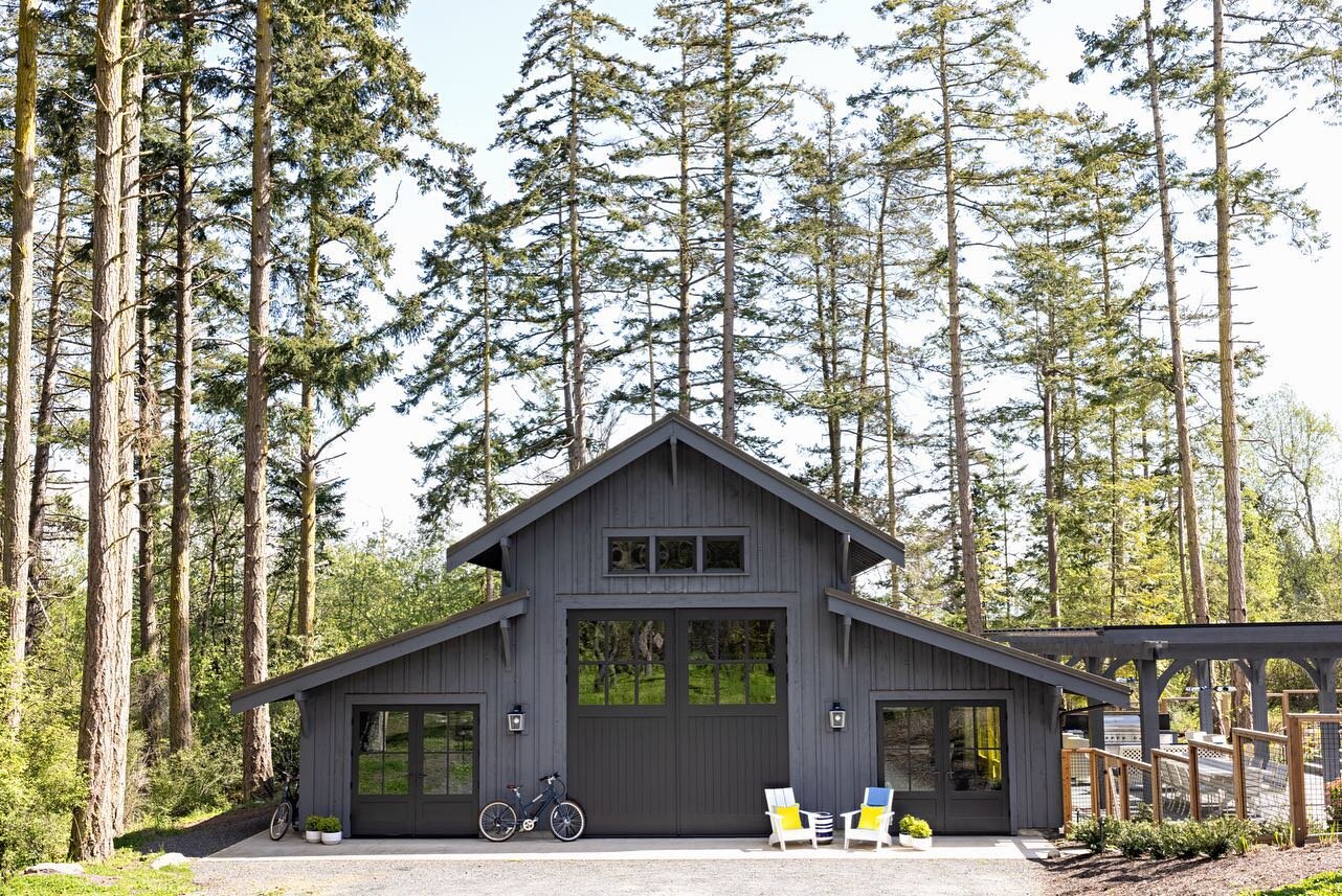 If THIS isn&rsquo;t a party barn we don&rsquo;t know what is! So thrilled to finally share a special project on San Juan Island for a long time favorite client.  Thank you @luxemagazine for featuring it and to the dream team who brought it to life!

