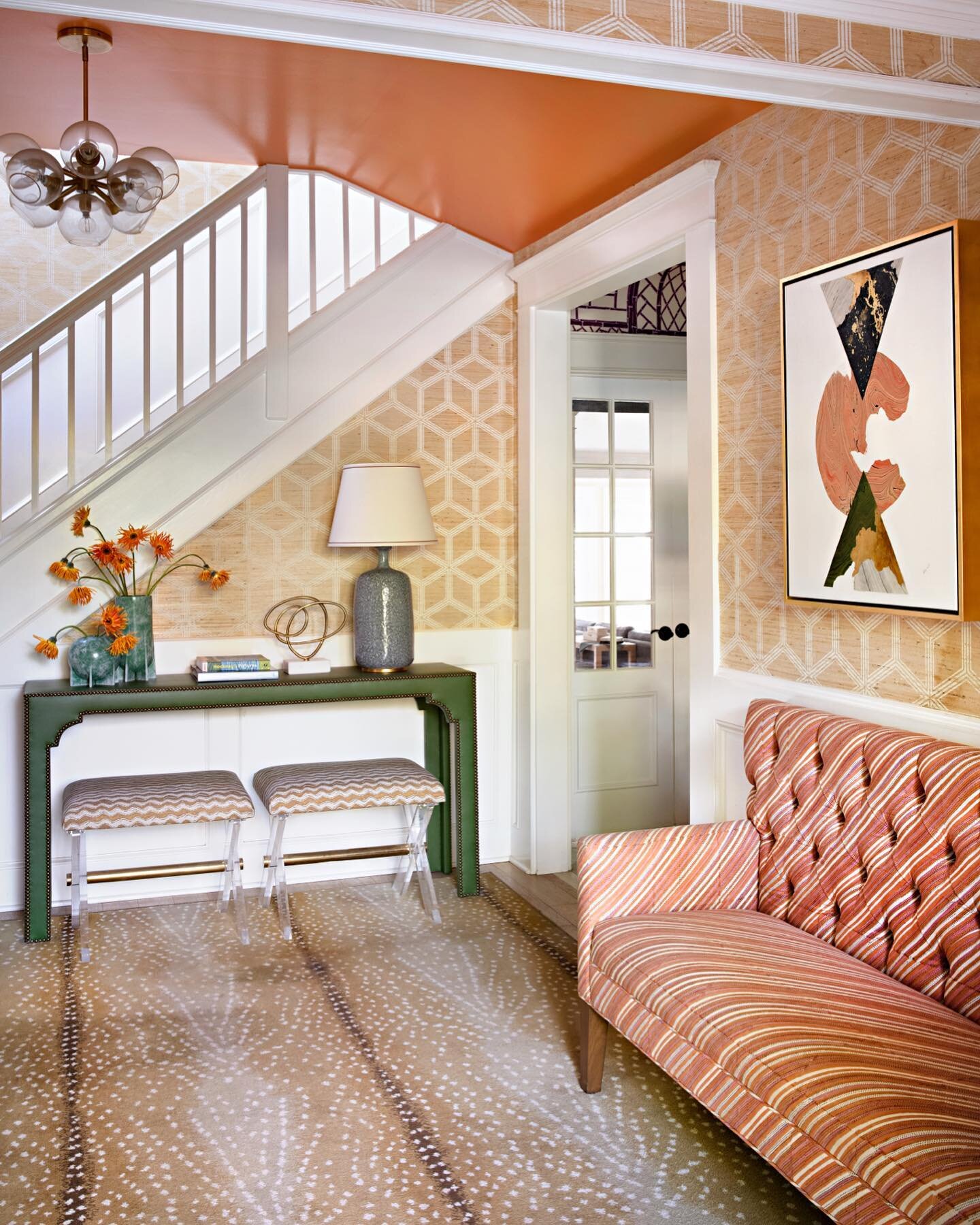 So thrilled to share our Pacific Palisades project featured in this month&rsquo;s @modernluxuryinteriors magazine - on newsstands now!  The ceiling was painted orange before we arrived on the project and the clients wanted to keep it so we designed t