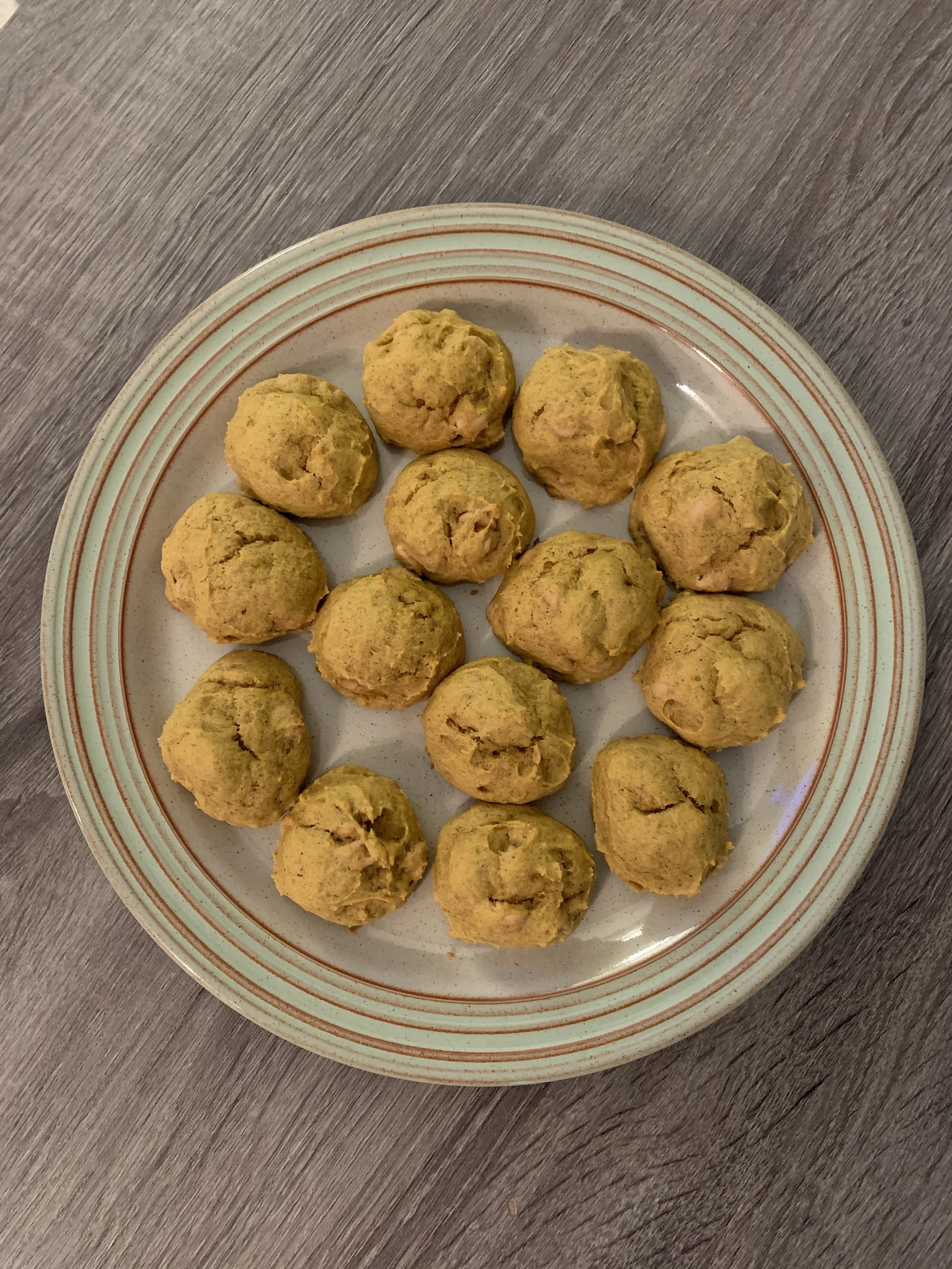 Peanut Butter Chip Pumpkin Cookies