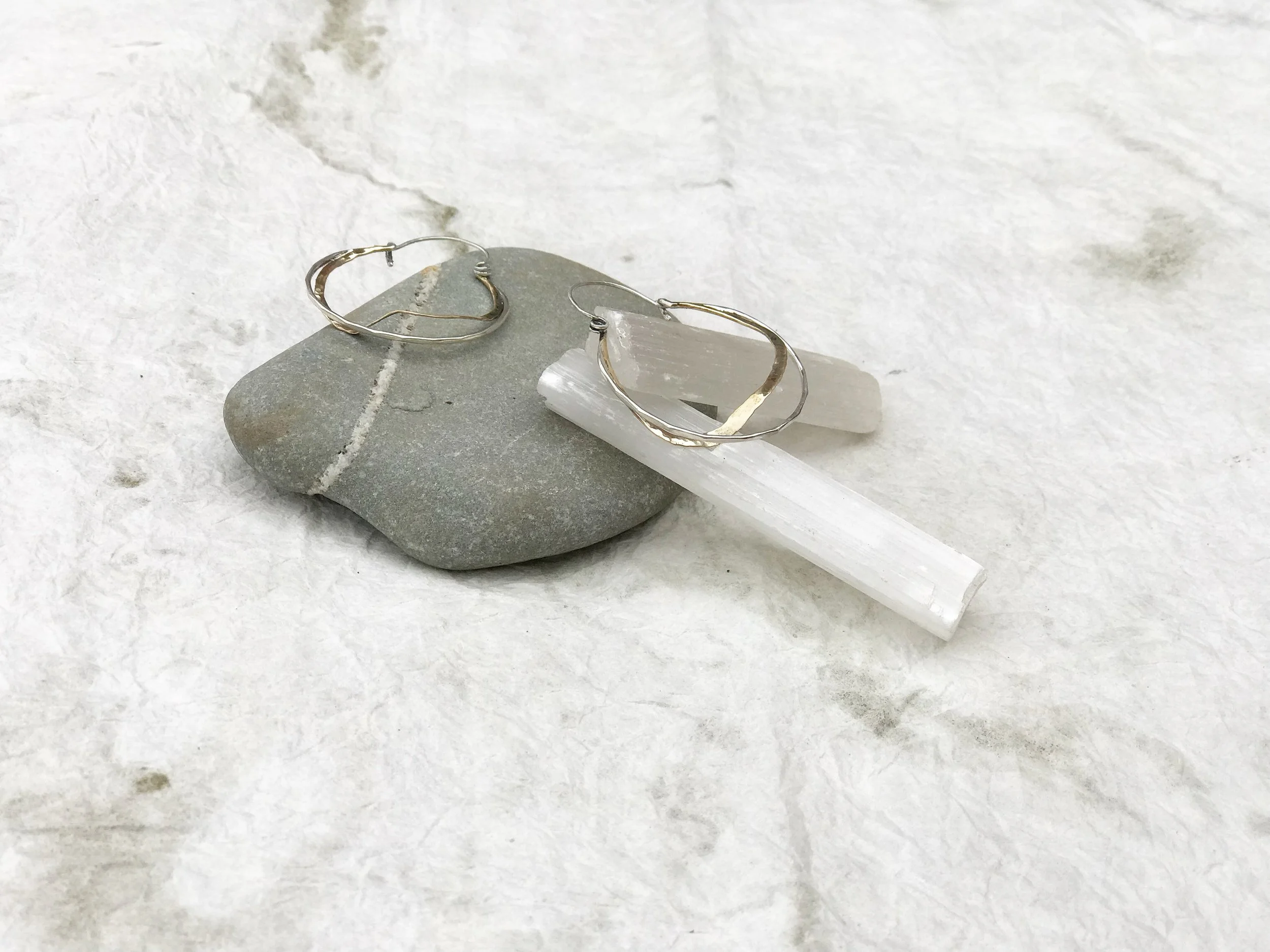 Solar Wave Spring Back Hoops