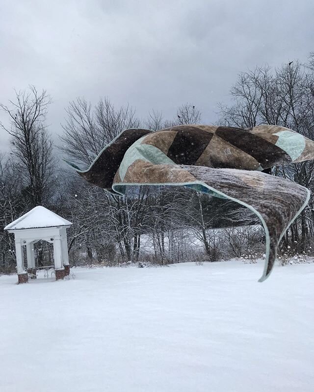Floating into 2020 like cotton in a breeze; lite yet full of life, brimming with static dreams waiting to be realized.