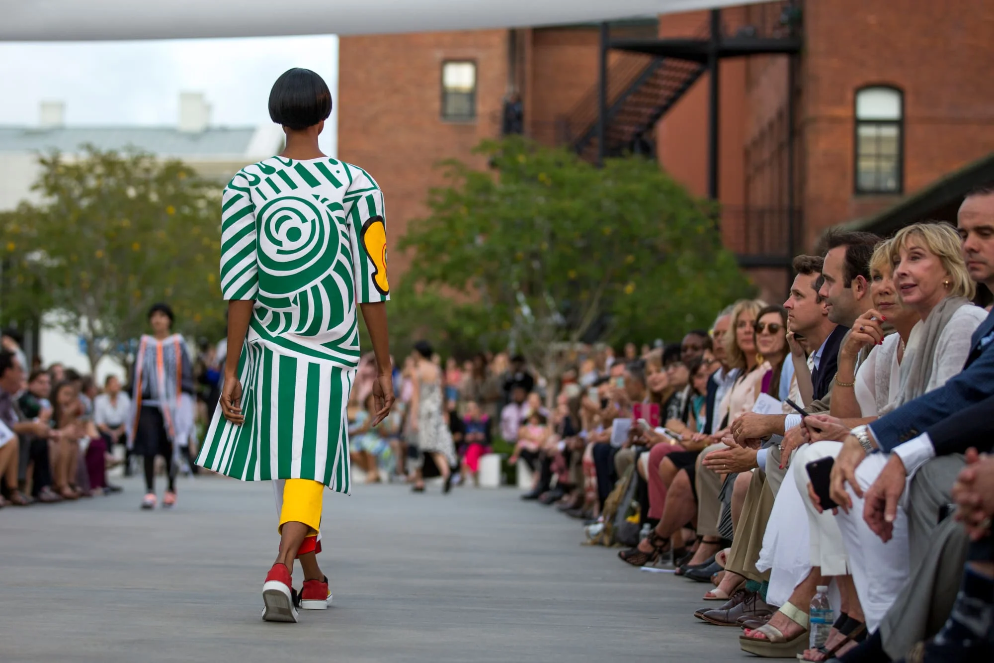 fashionista_back.jpg