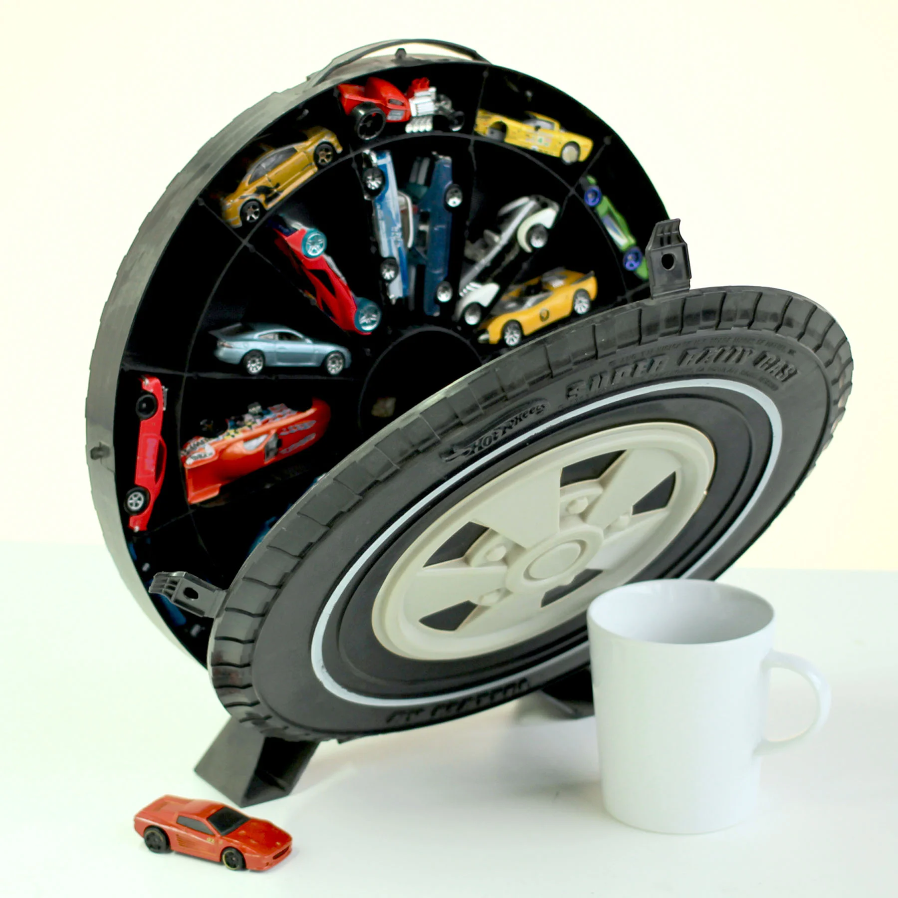 Hot Wheels Caddy with cars.jpg