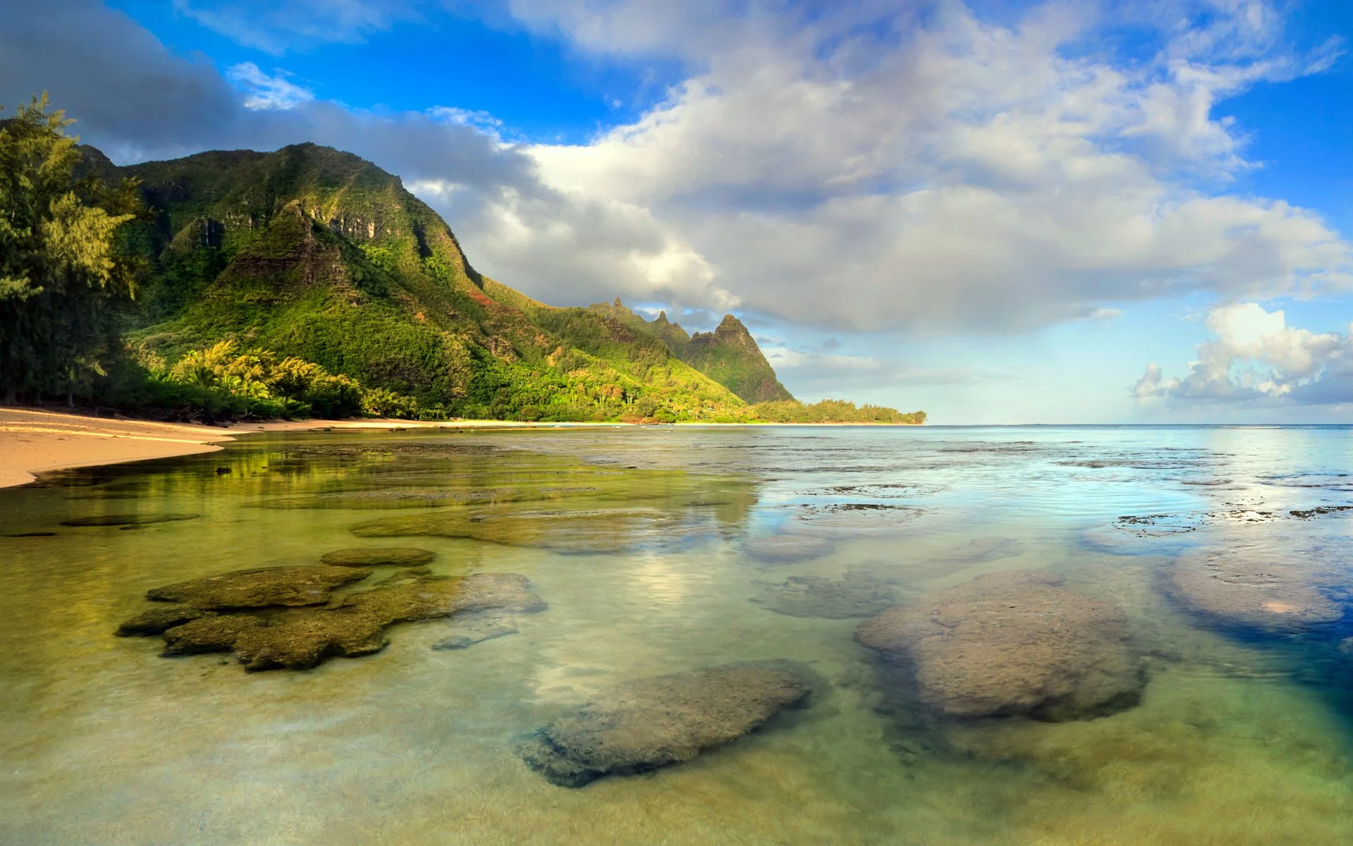 Tunnels beach Kauai