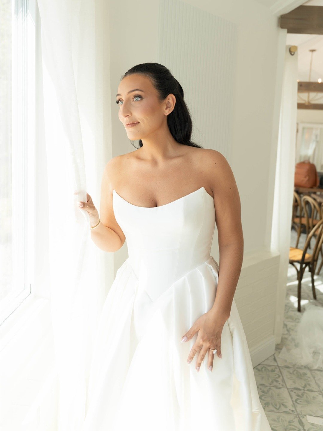 It's giving editorial 🤩

Bridal portraits aren&rsquo;t just about the photos.

They&rsquo;re about giving you space to pause, breathe, and actually take it all in.

It&rsquo;s where editorial meets emotion&hellip; and where some of the most meaningf