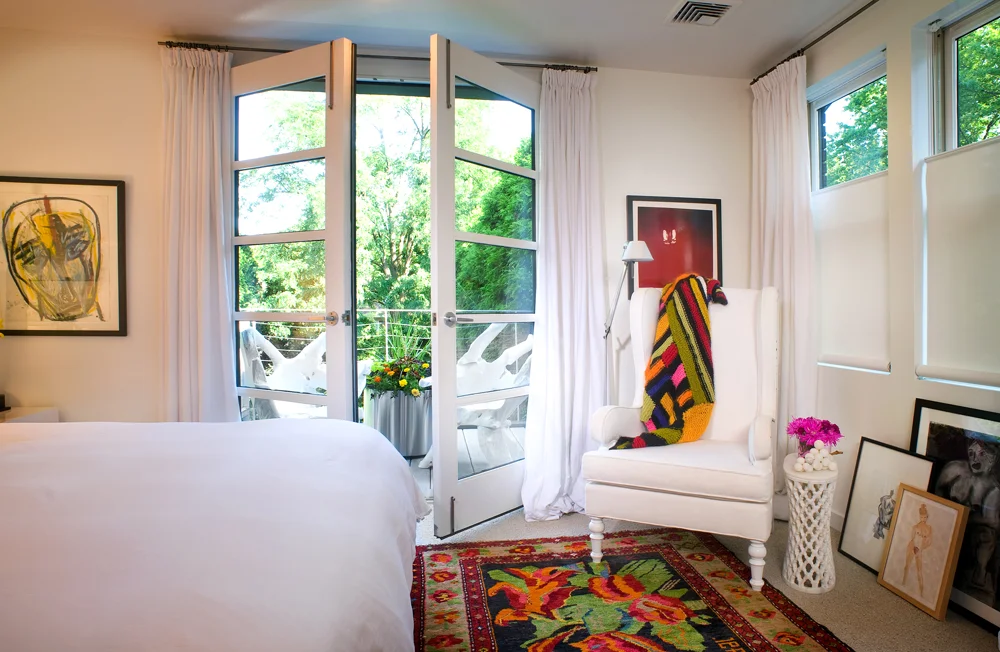 bedroomdoor9790.jpg