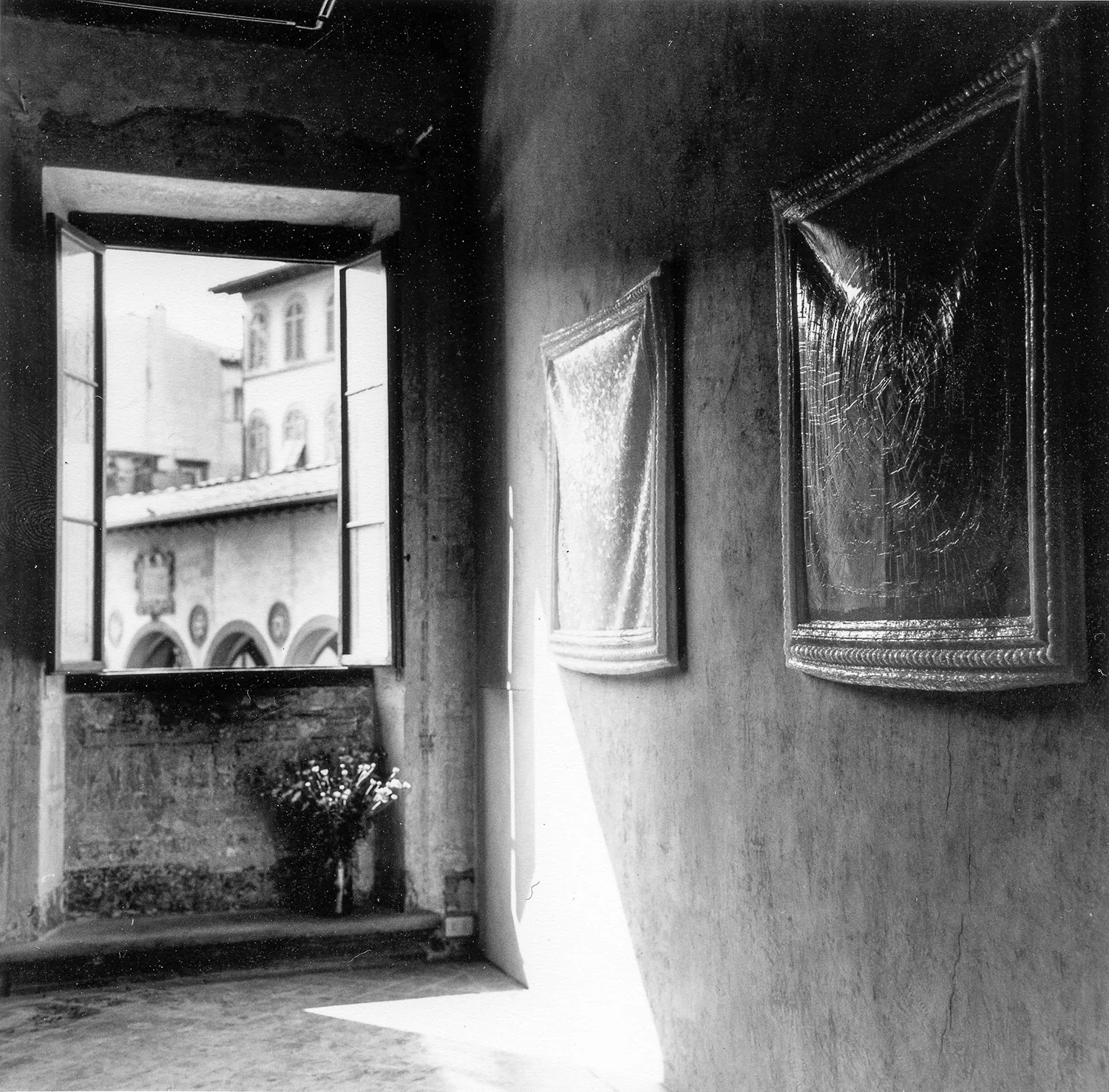 0009-veduta-dell'installazione-GALLERIA-M,-Firenze-1989.jpg