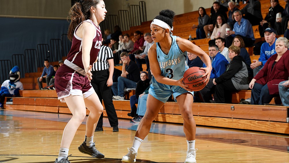Photo courtesy of elmhurstbluejays.com