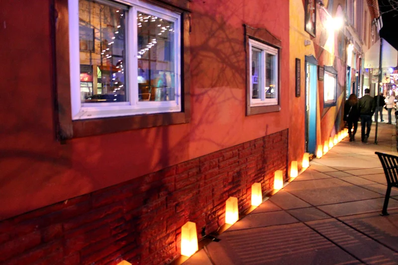 Luminarias-on-Santa-Fe-Drive-2014-Joe-Contreras-Photographer-123.jpg
