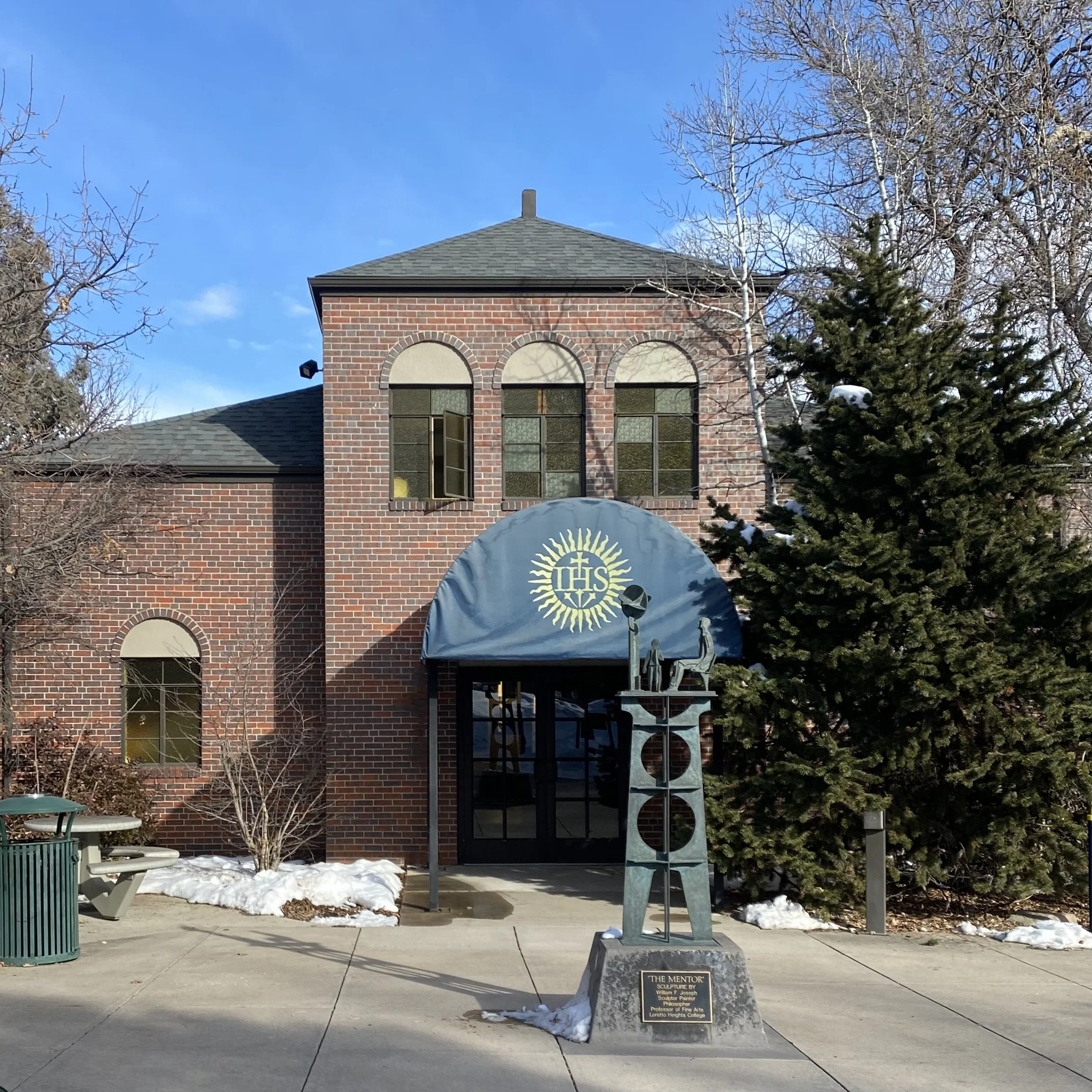 O'SULLIVAN ART GALLERY: parking and campus directions