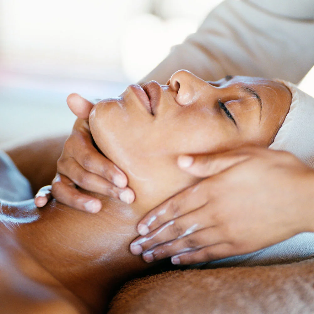 Facial-Aquafolia-Oncology.jpg
