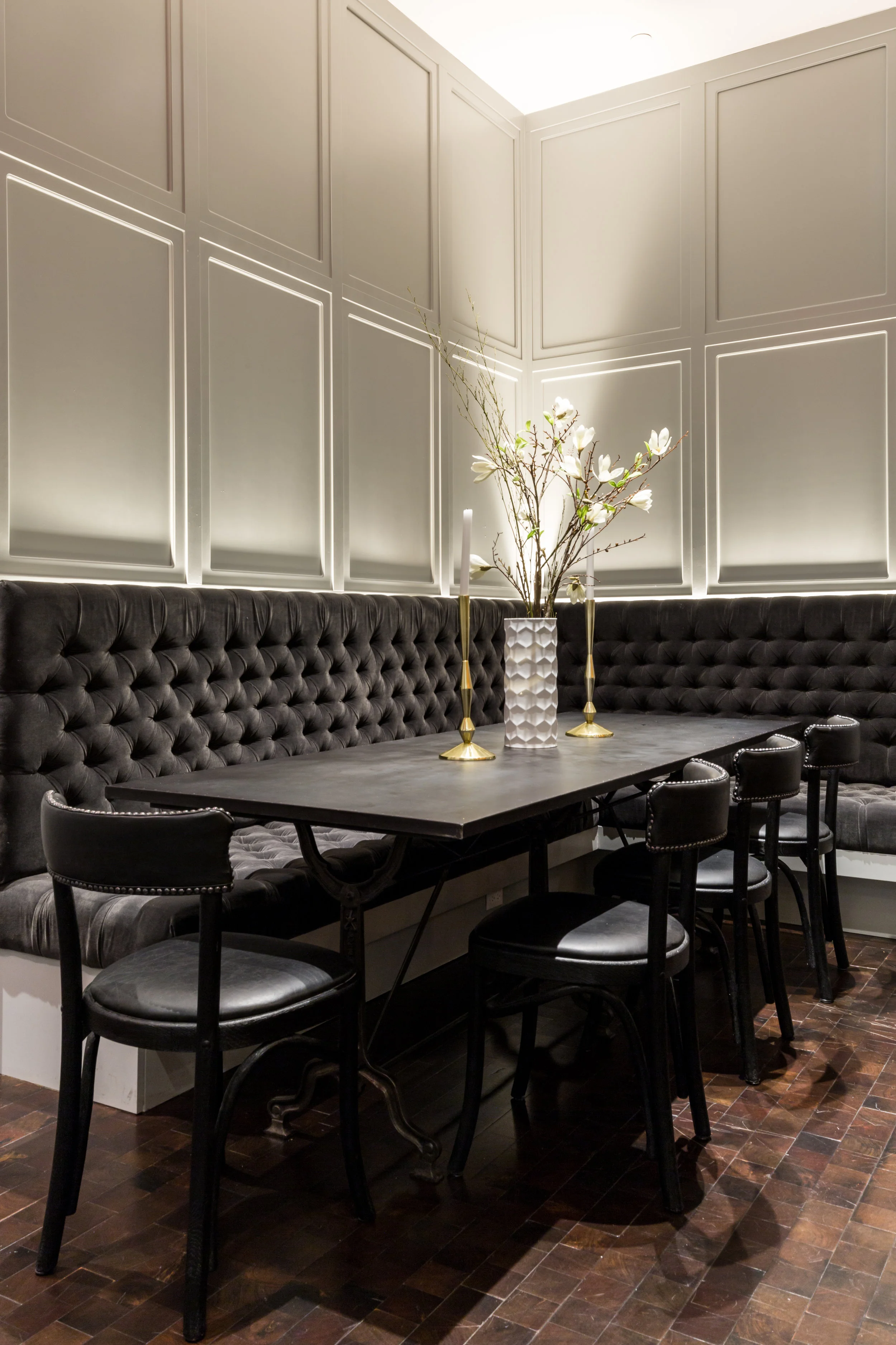 90 West Lounge