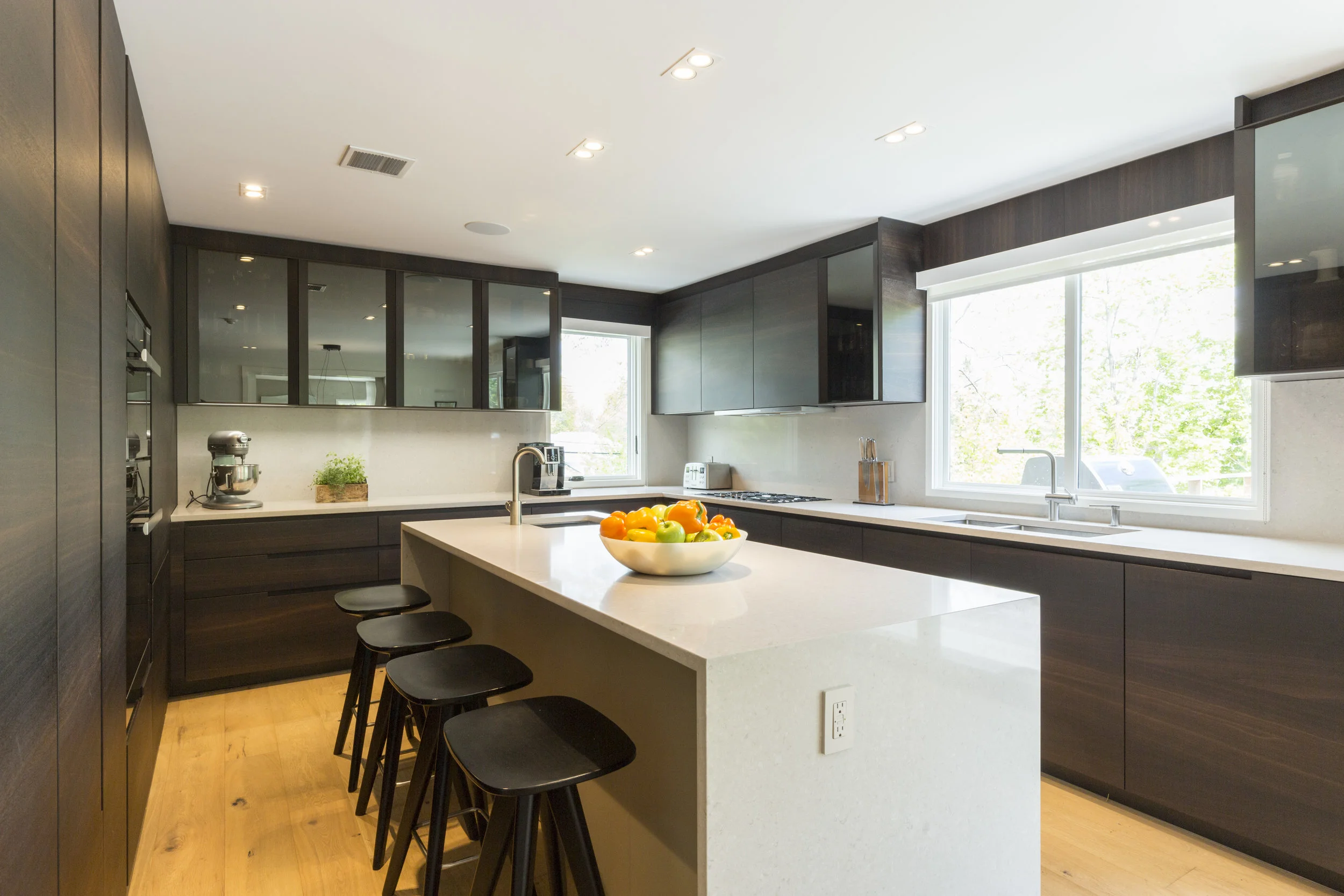 A modern kitchen in our Scarsdale Home project designed by B Interior