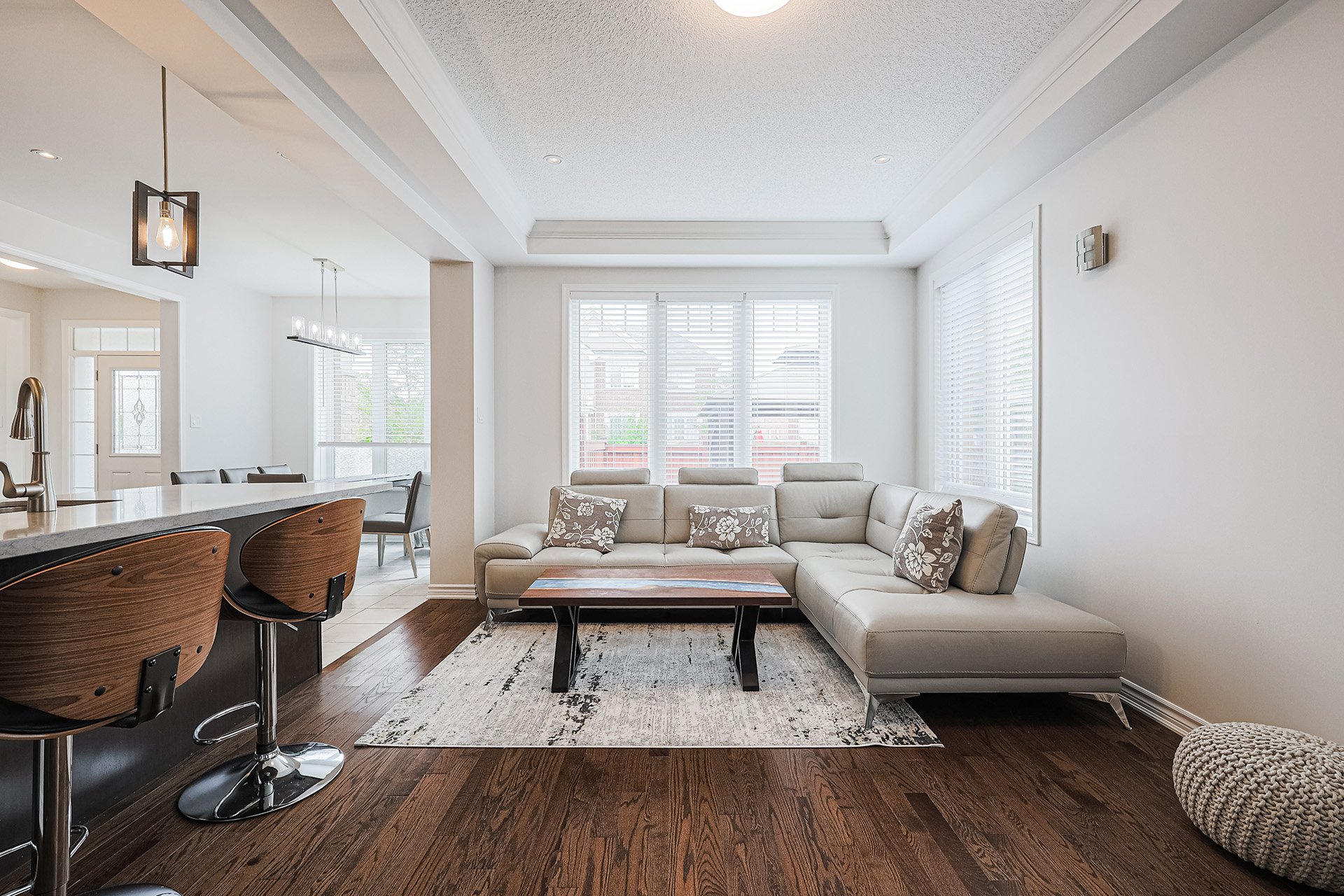 1543 Farmstead Dr-29.jpg