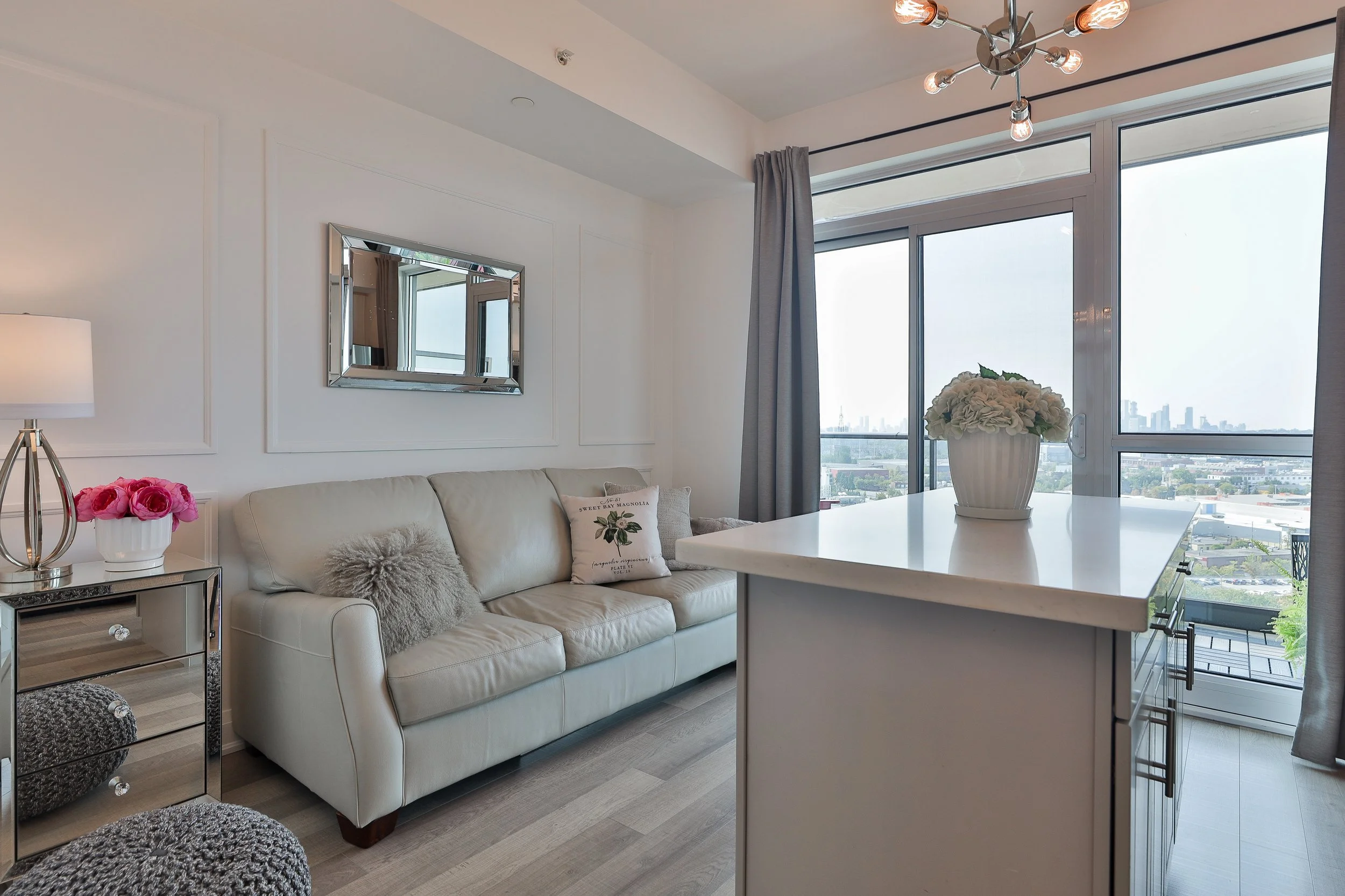 LPH10-160 Vanderhoof Ave-10.jpg