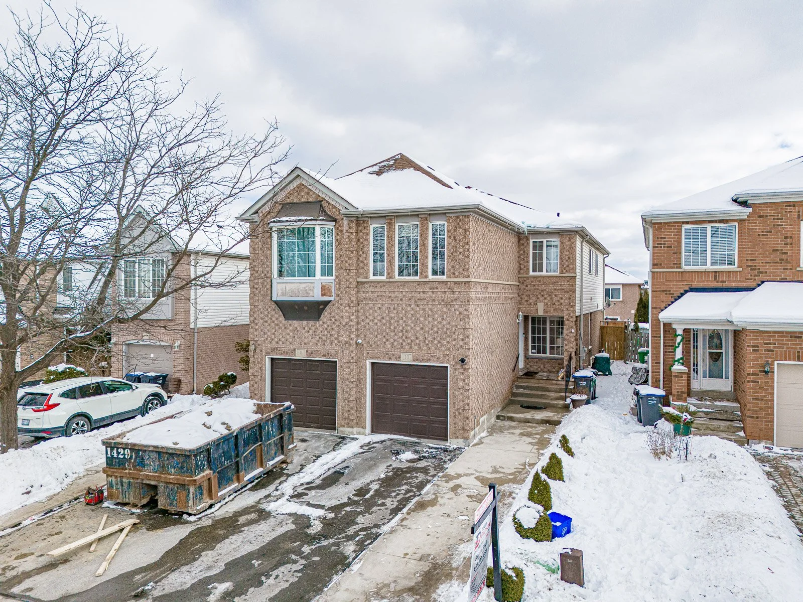 10 Cordgrass Cres MLS-1.jpg