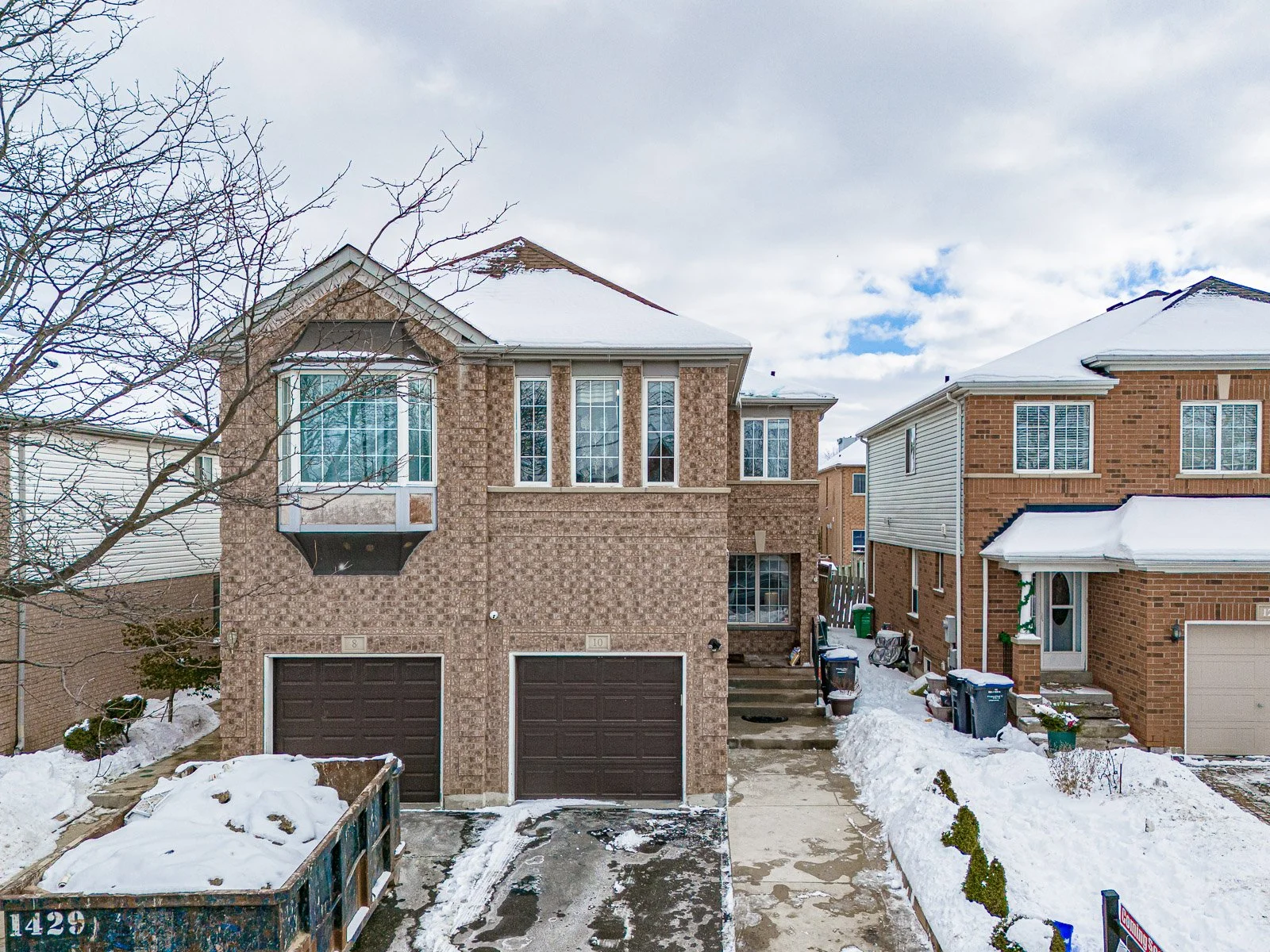 10 Cordgrass Cres MLS-2.jpg