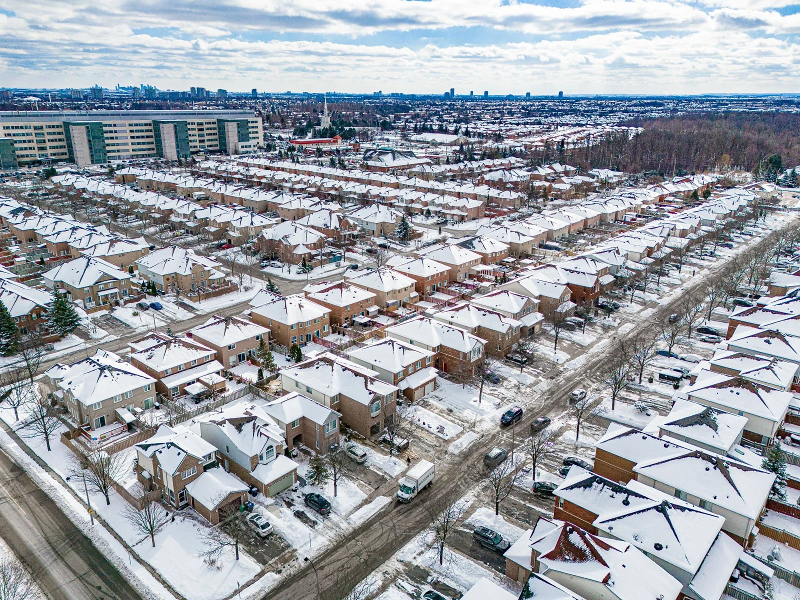 10 Cordgrass Cres MLS-12.jpg