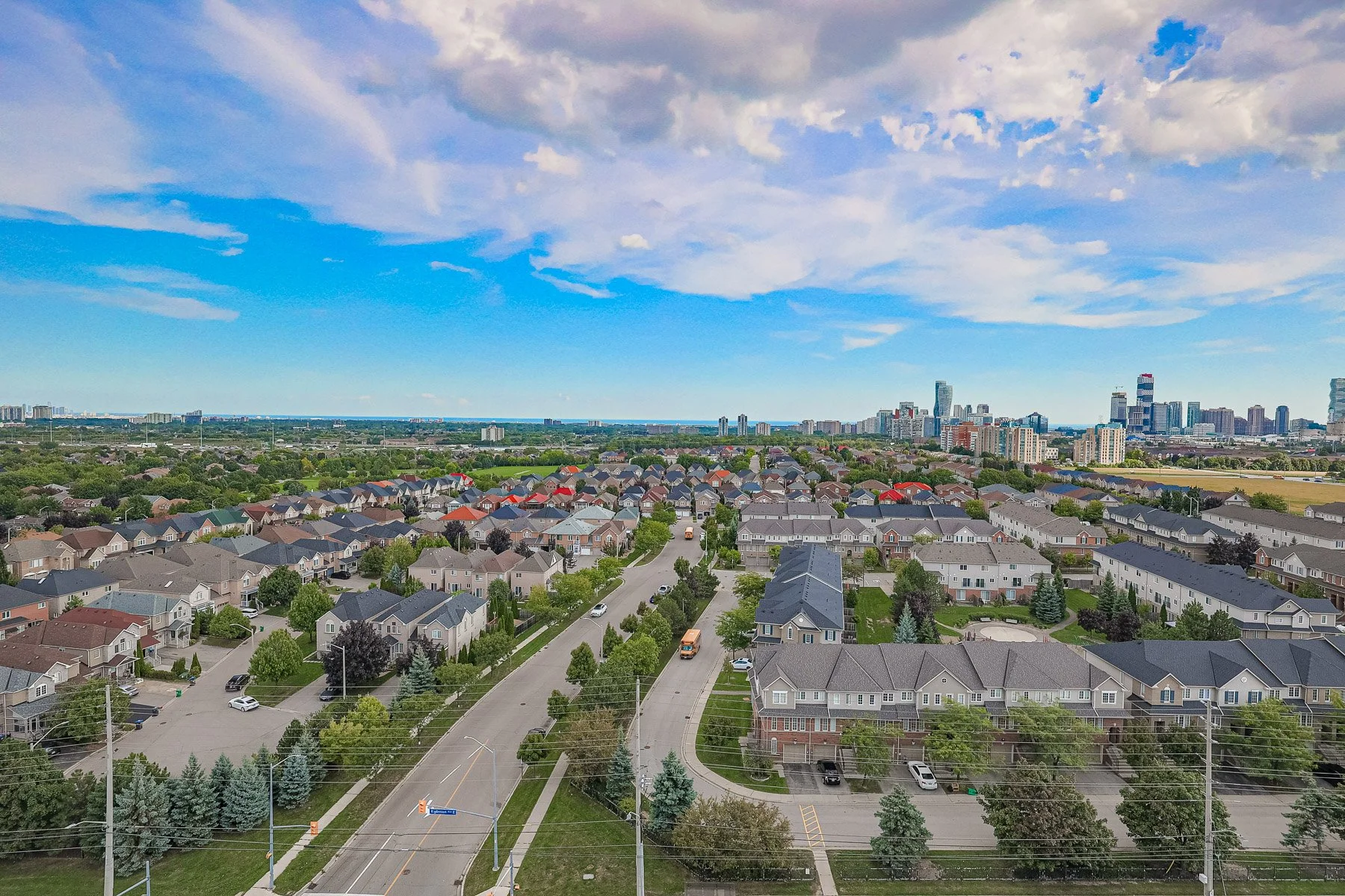 1401-220 Forum Dr MLS-58.jpg