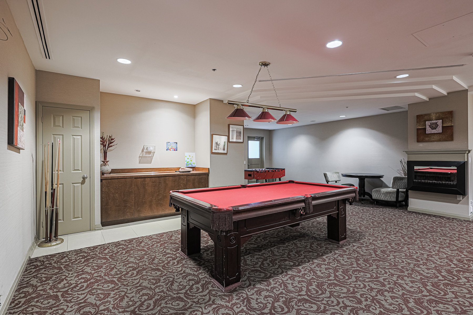 1401-220 Forum Dr MLS-61.jpg