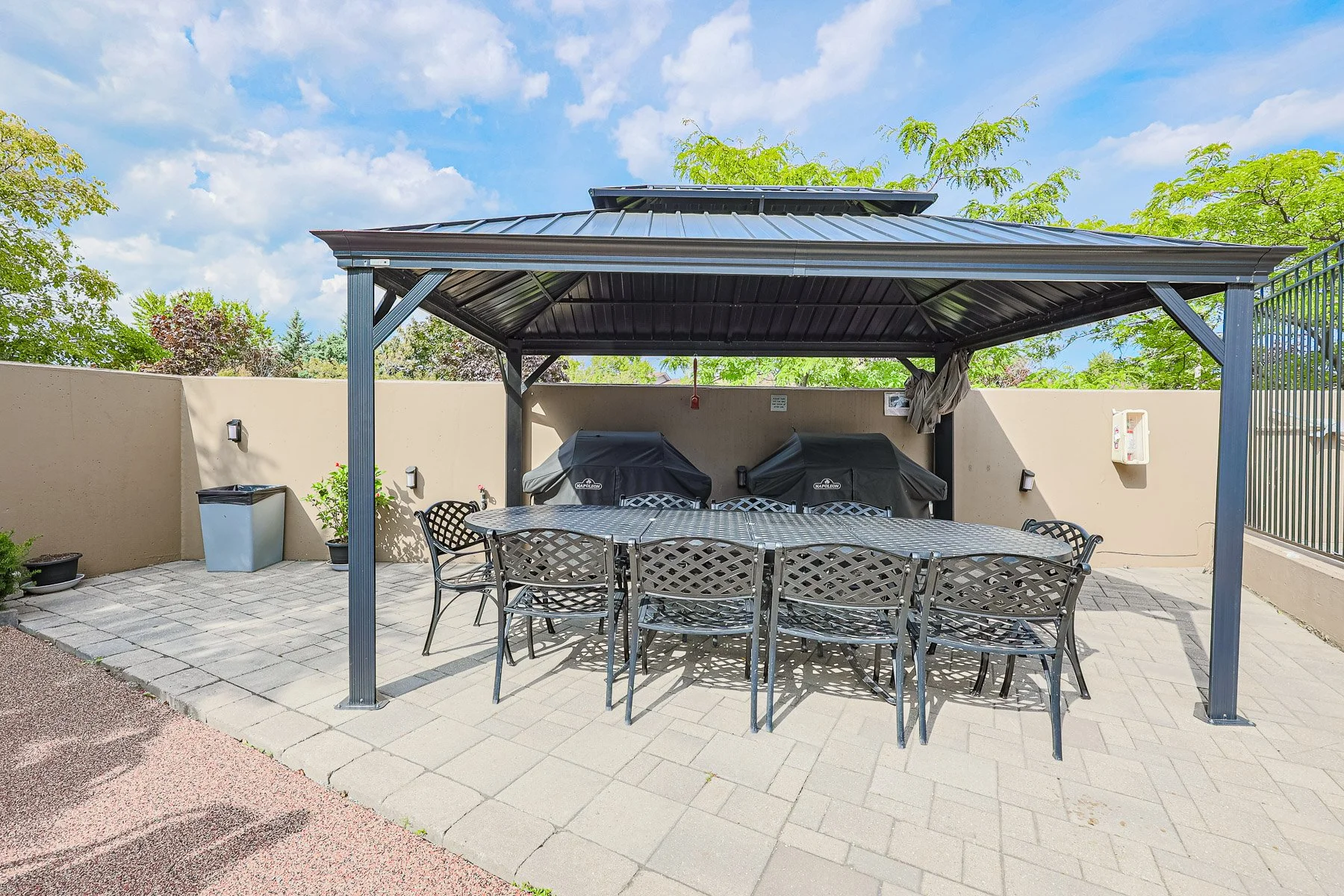 1401-220 Forum Dr MLS-66.jpg