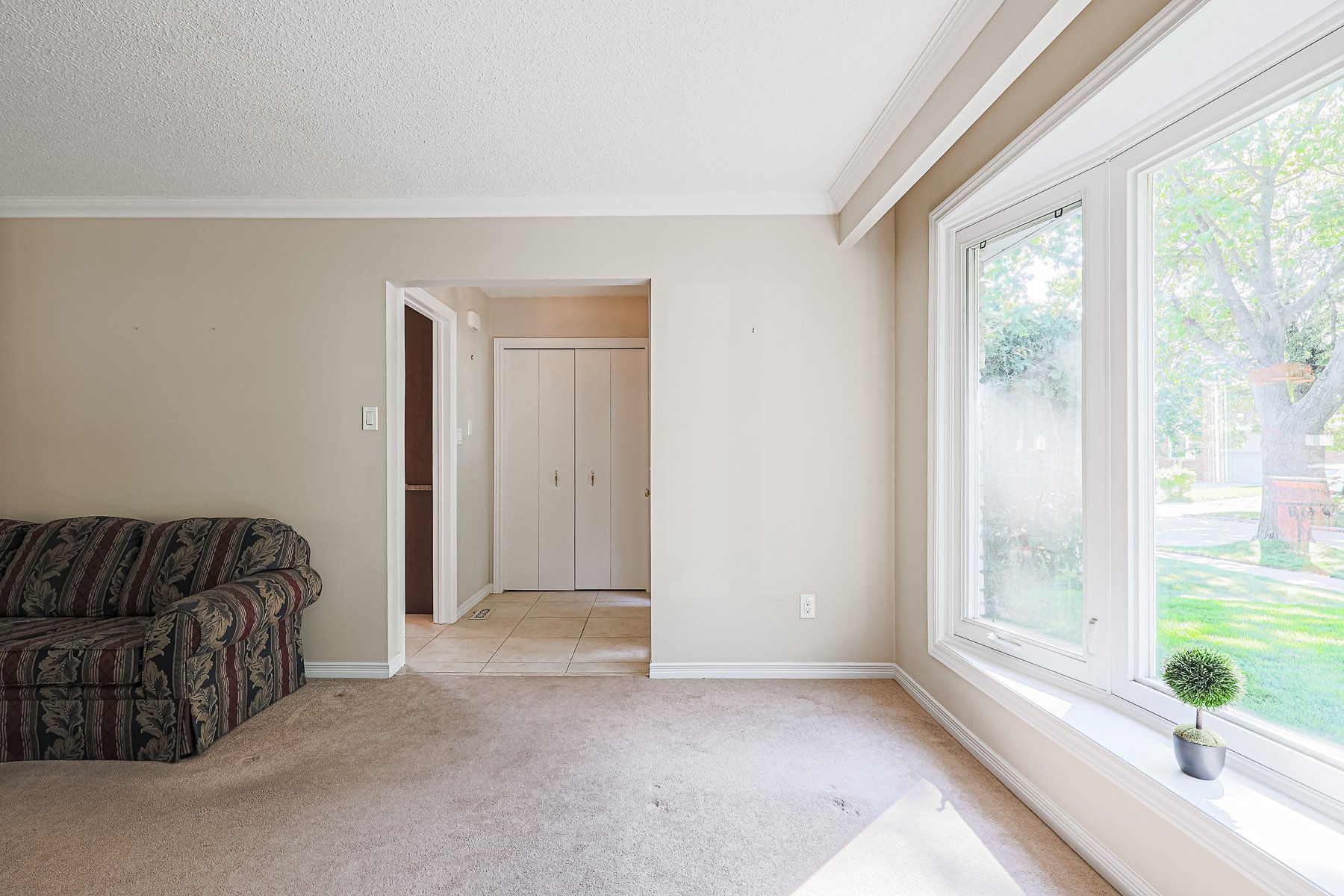 958 Fletcher Valley Crescent MLS-16.jpg