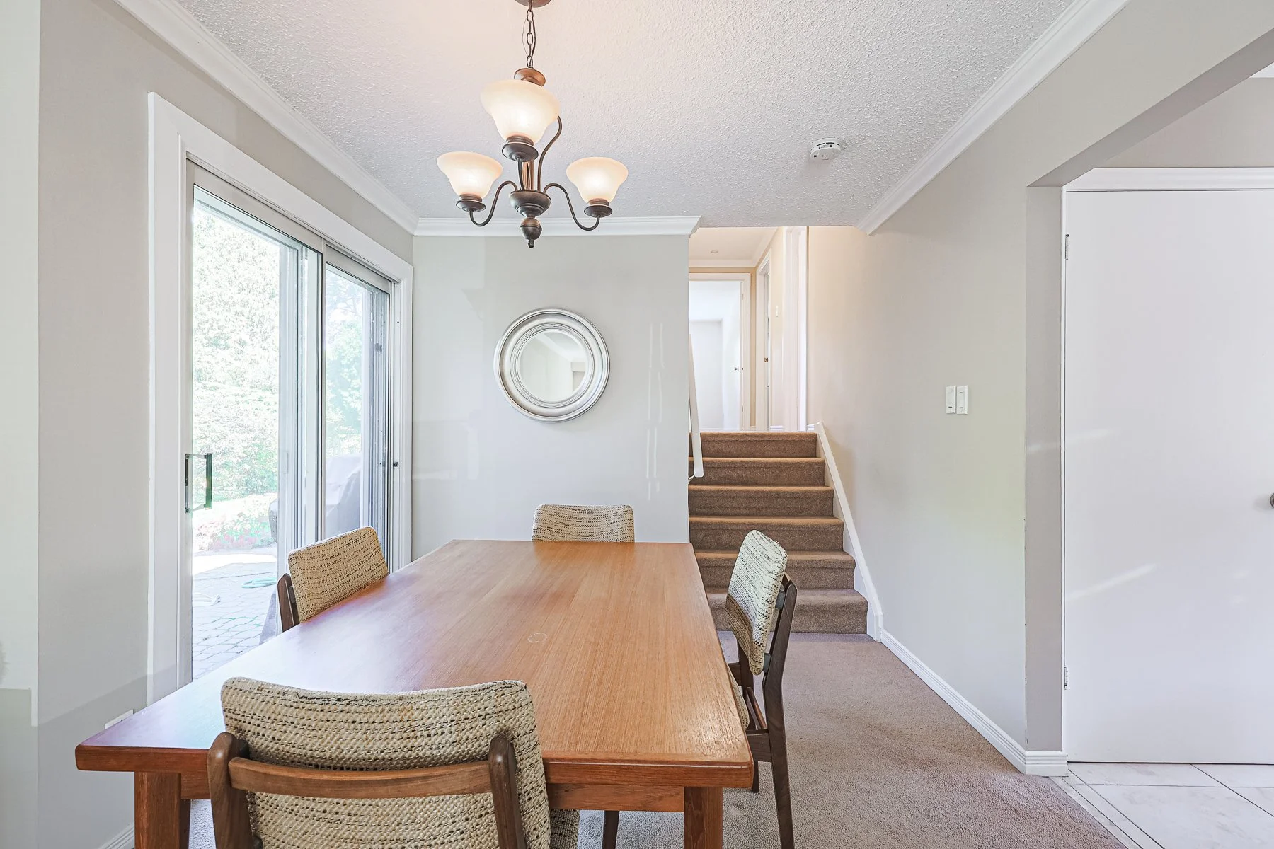 958 Fletcher Valley Crescent MLS-21.jpg