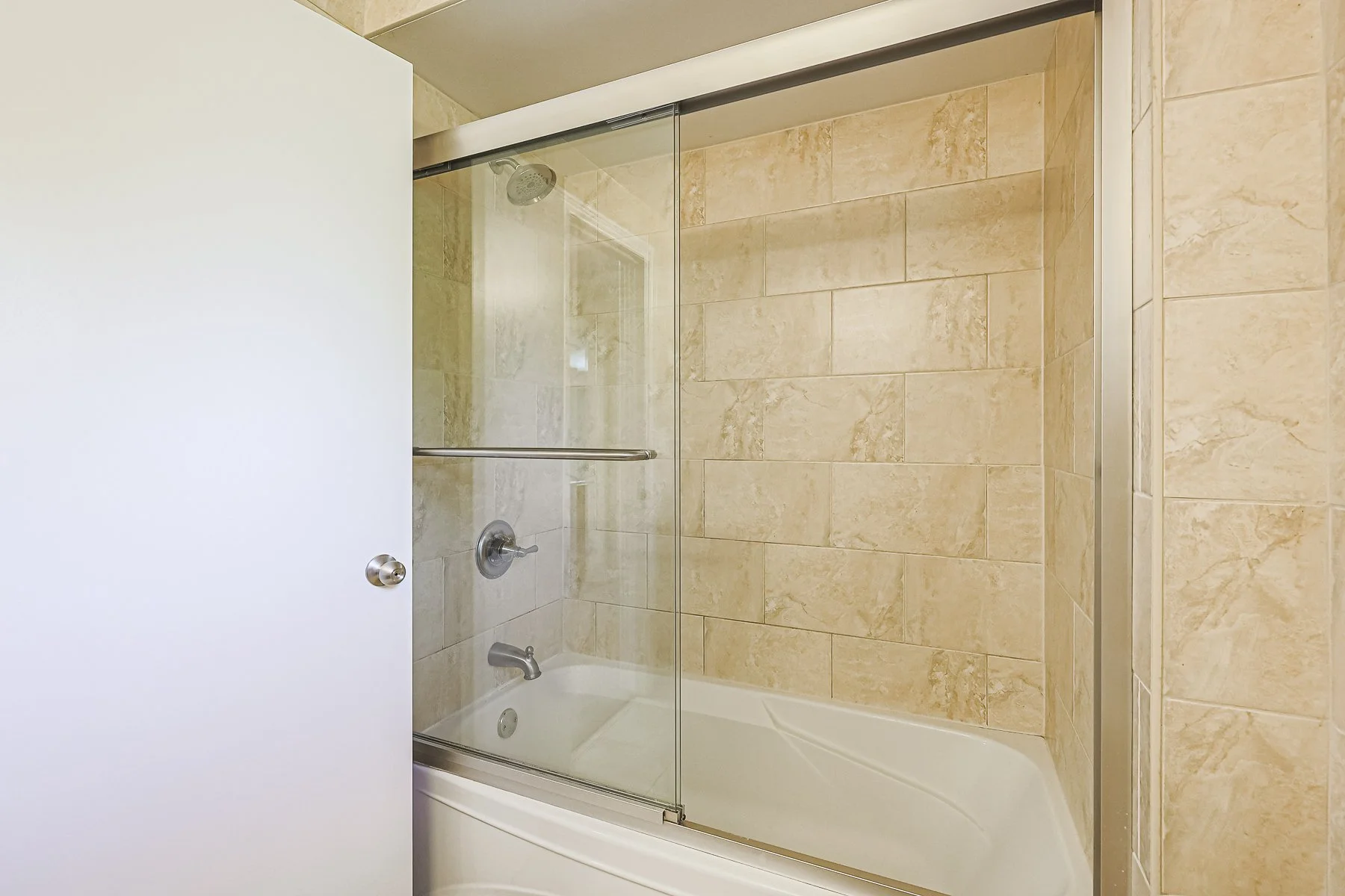 958 Fletcher Valley Crescent MLS-48.jpg