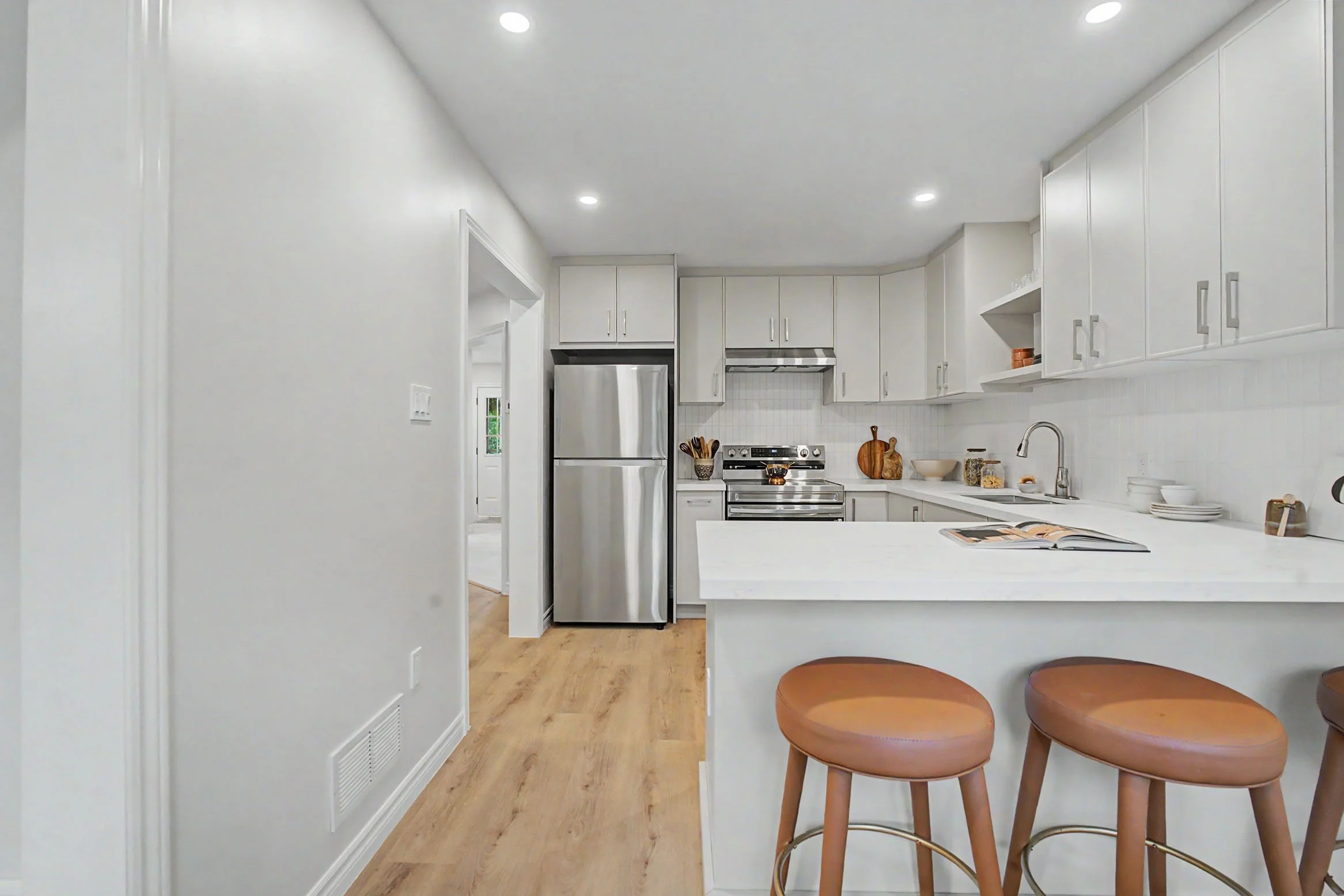521 Hickory Street North  (40 of 116).jpg