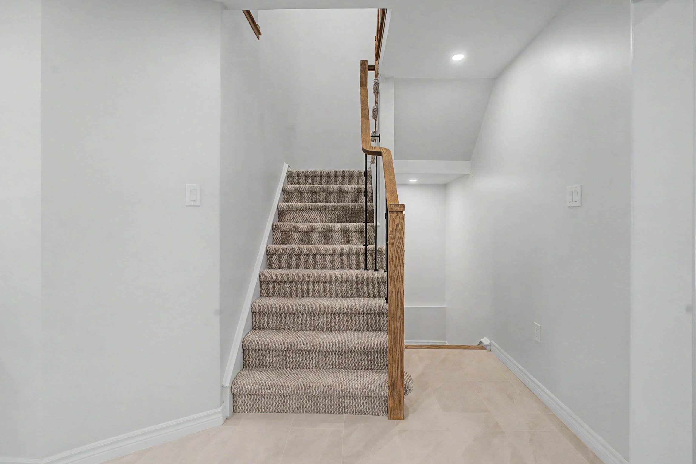 521 Hickory Street North  (53 of 116).jpg