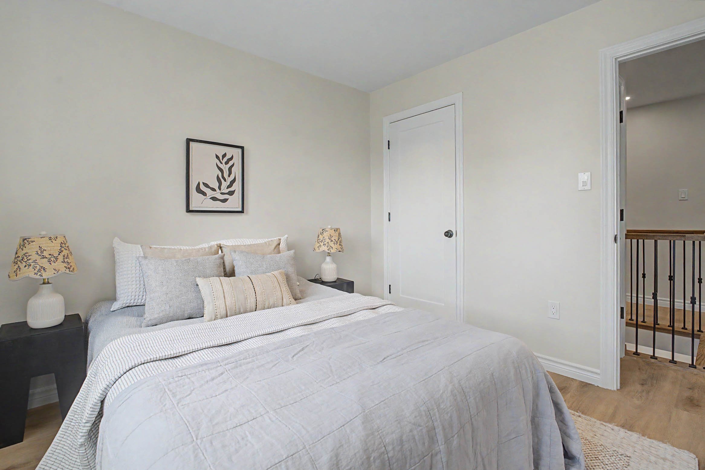 521 Hickory Street North  (60 of 116).jpg