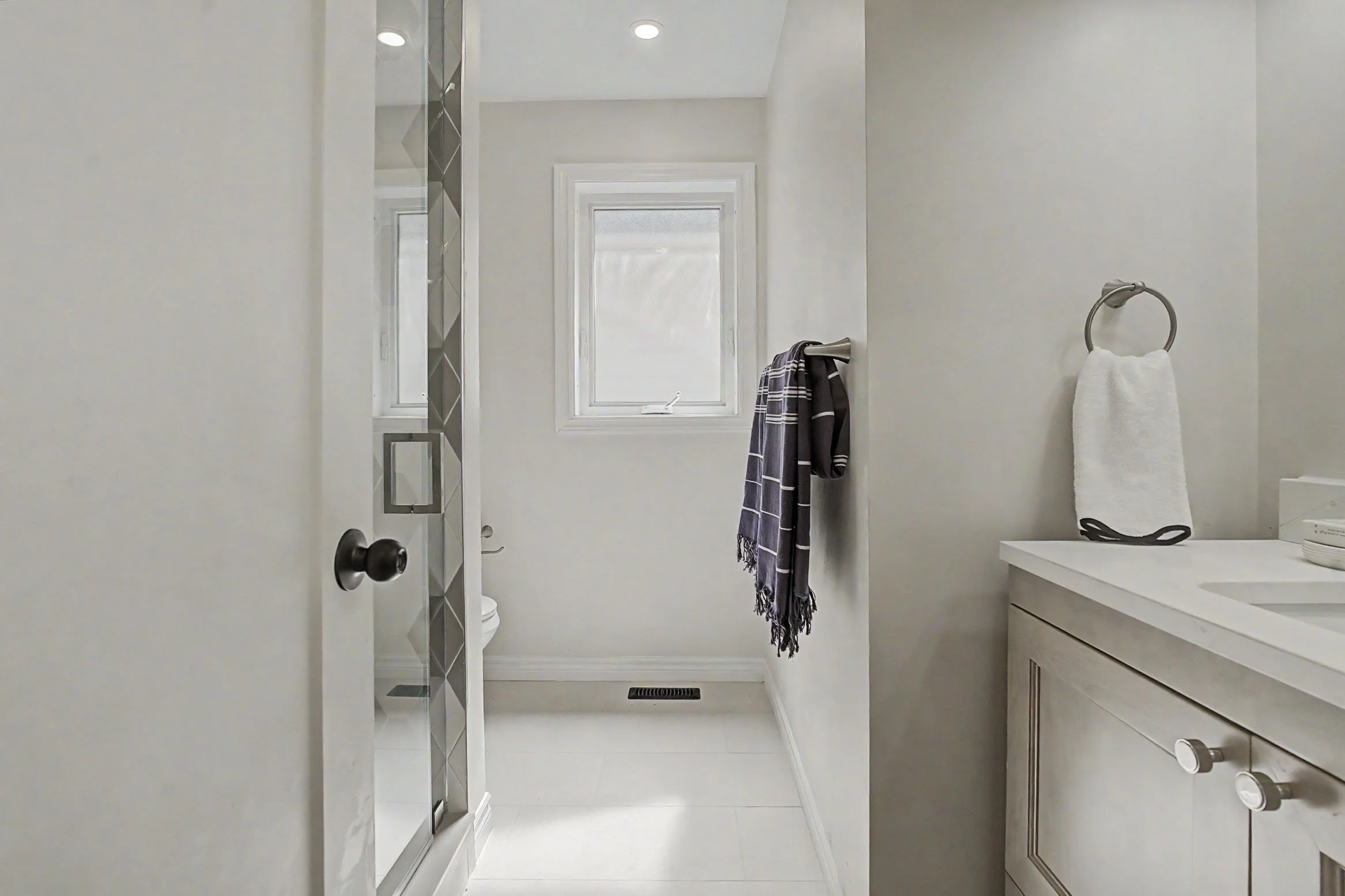 521 Hickory Street North  (68 of 116).jpg
