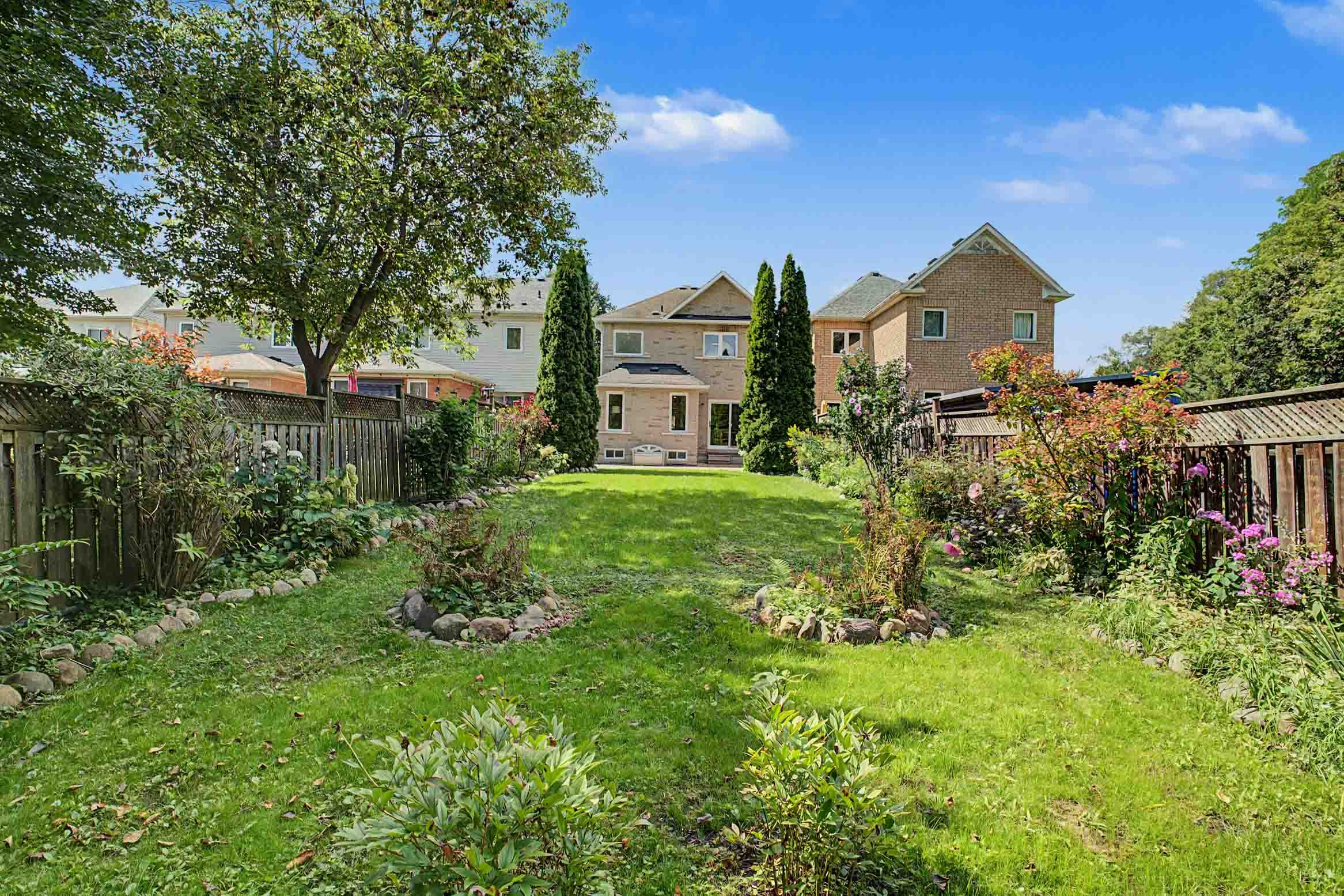 521 Hickory Street North  (113 of 116).jpg