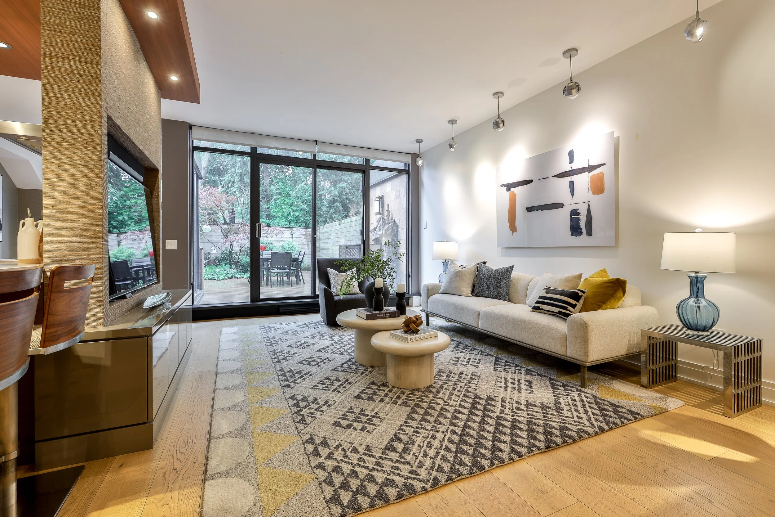107-40 Oaklands Ave-12.jpg