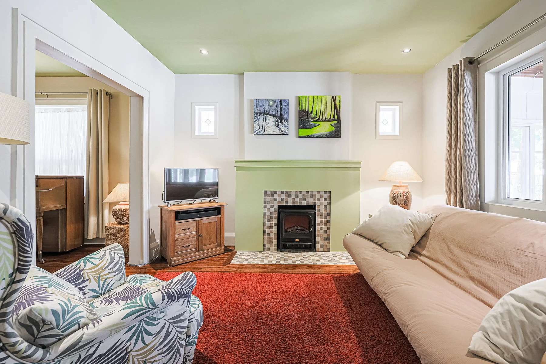 243 Soudan Ave MLS-15.jpg