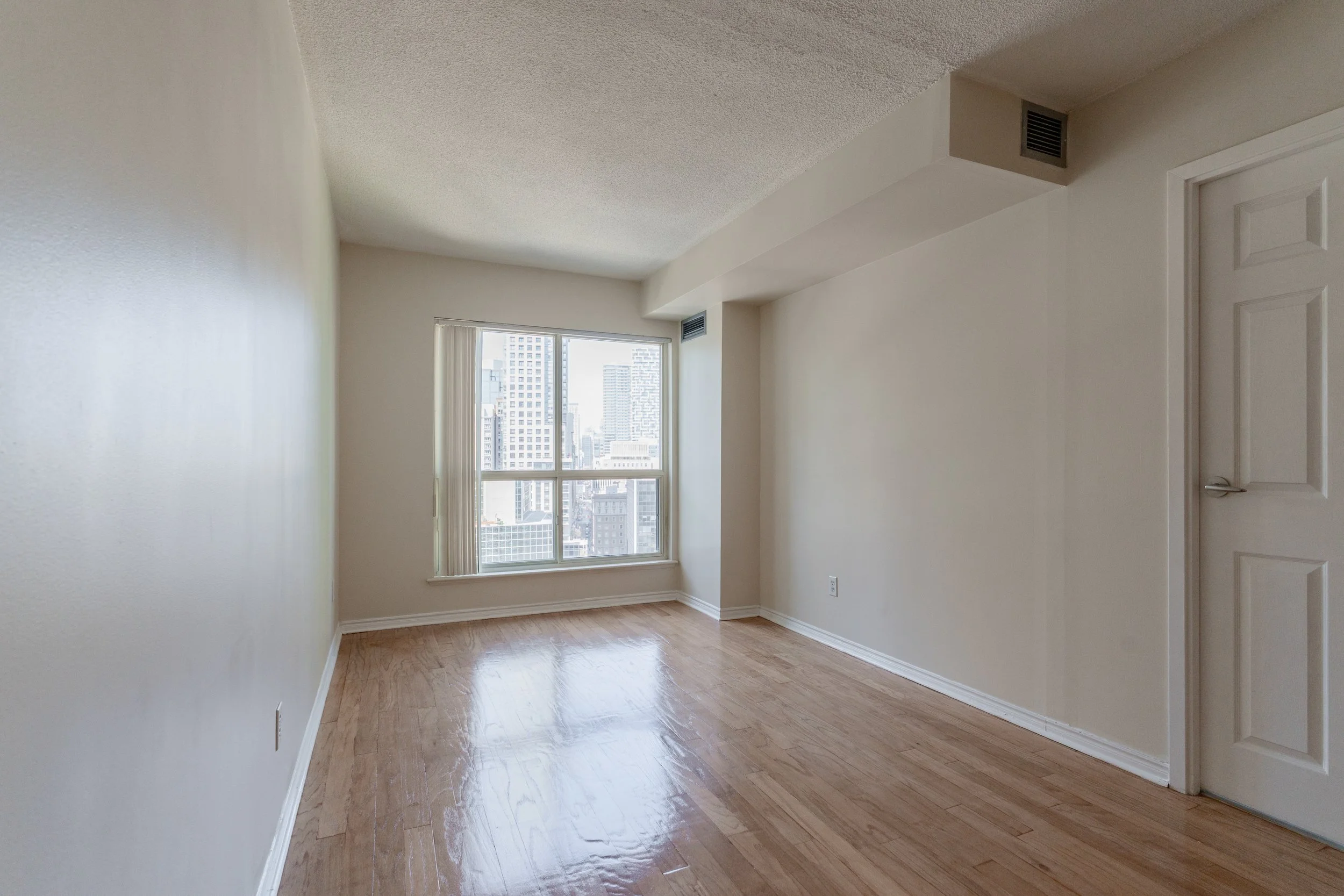 25 The Esplanade-5.jpg