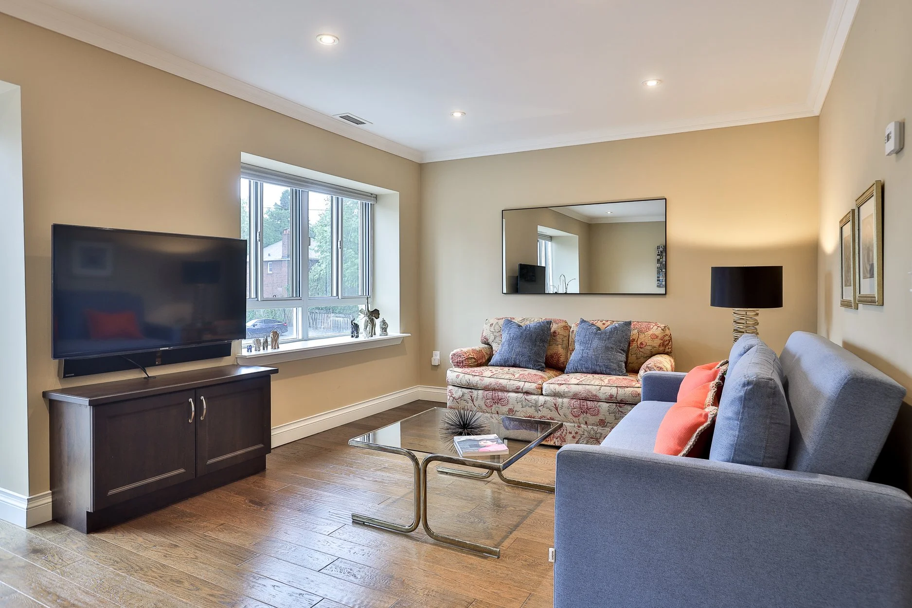 203-1387 Bayview Ave-46.jpg