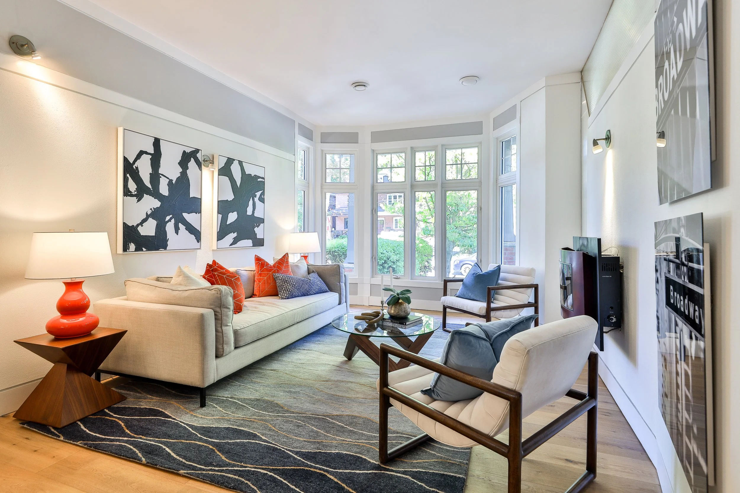 301 Keewatin Ave-13.jpg