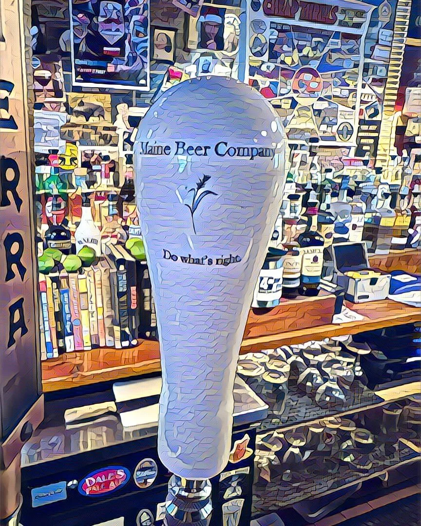 Do what&rsquo;s right&hellip; grab a pint of @mainebeerco Lunch IPA 🍺 NOW ON DRAFT! &ldquo;Allied Whale, the marine mammal lab at College of the Atlantic, is leading the way in field research. Home to the world&rsquo;s largest library of photo-ident