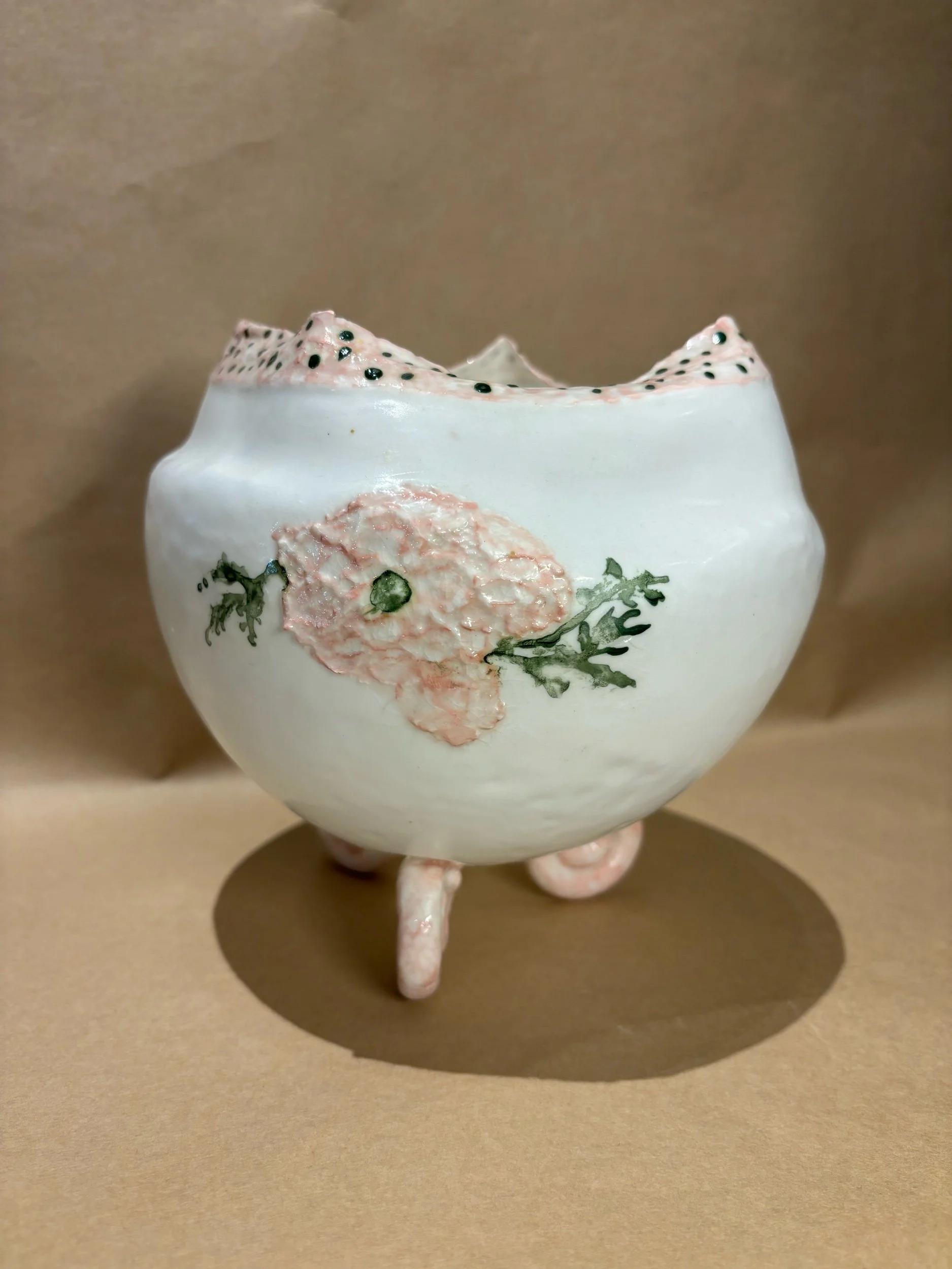 White bowl with flower