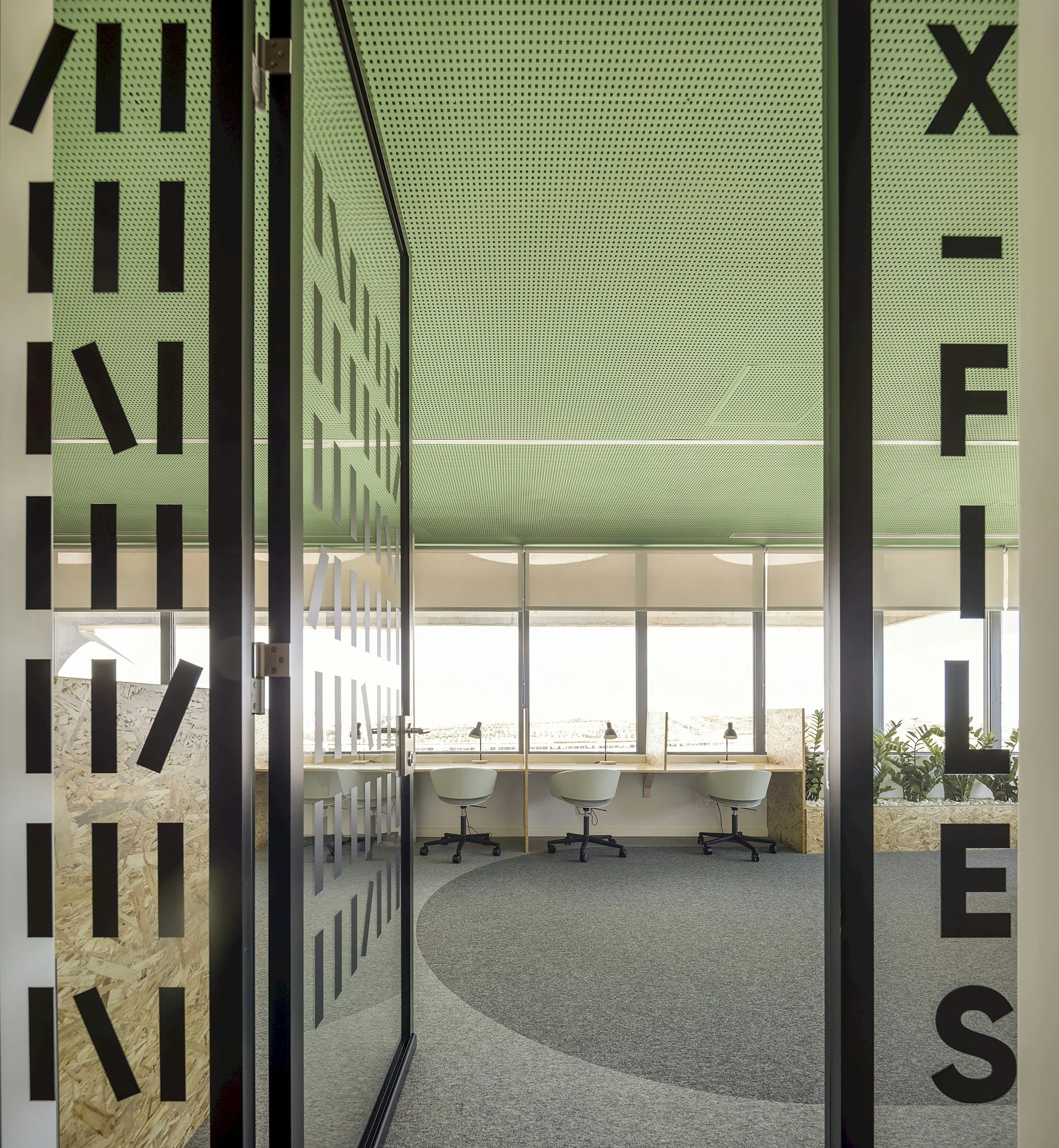 Countdown to the New Year: December Office Refresh With Breezy