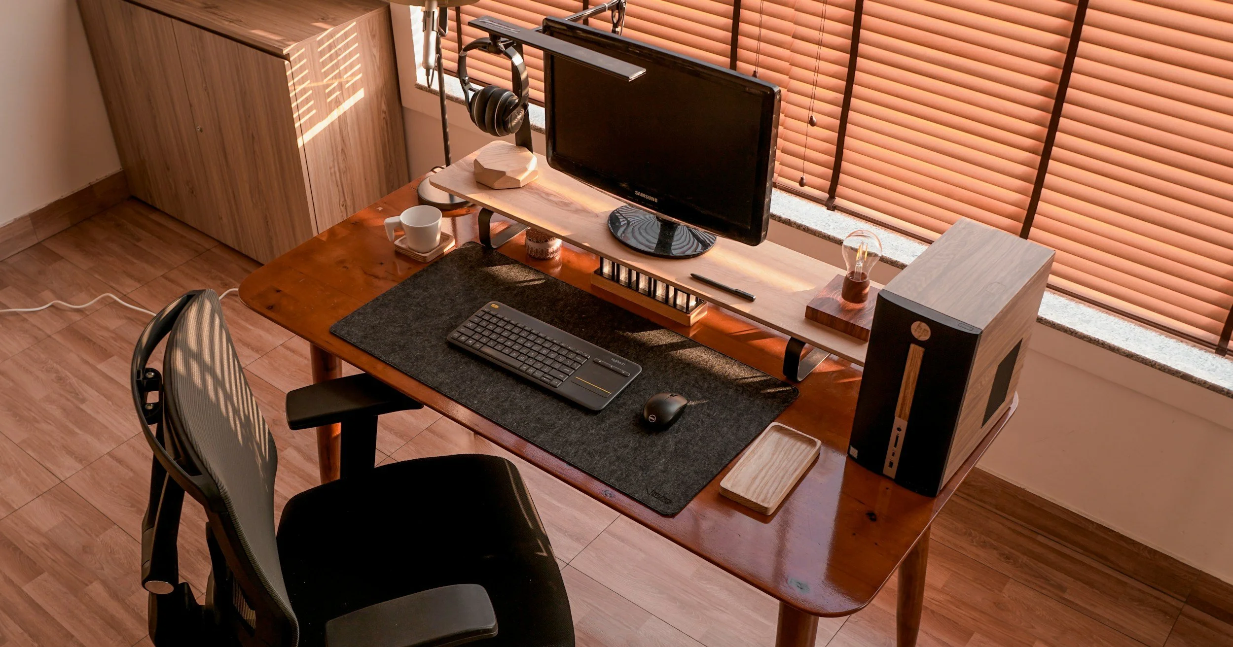 What Are You Even Doing With Your Life? Start With a Cleaner Workspace.
