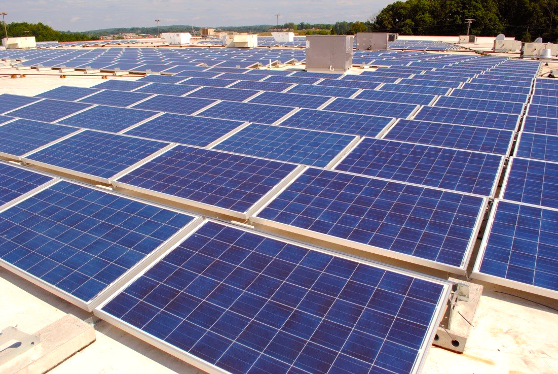 0001 _ PHOTO _ LENOIR CITY TN _ ROOFTOP PV ARRAY.jpg