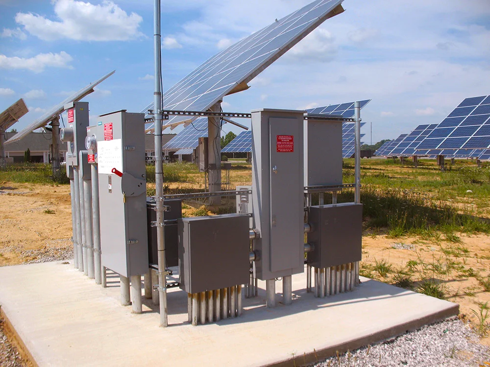 0010 _ EQUIPMENT PAD.JPG