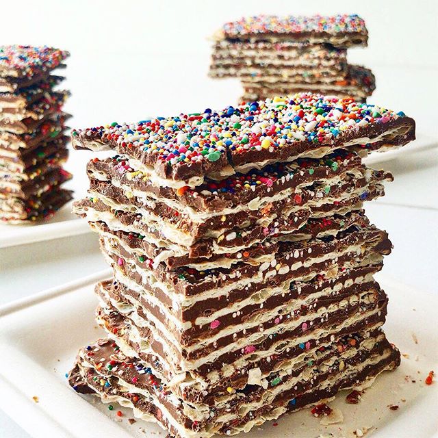 It&rsquo;s not #Passover until the 14 layer #Matzah Cake shows up 🍫 🍰 ✡️ check out our collection of traditional and new/creative eats for Passover that ship for Friday. Tap link in bio to order #goldbelly #foodexplorers