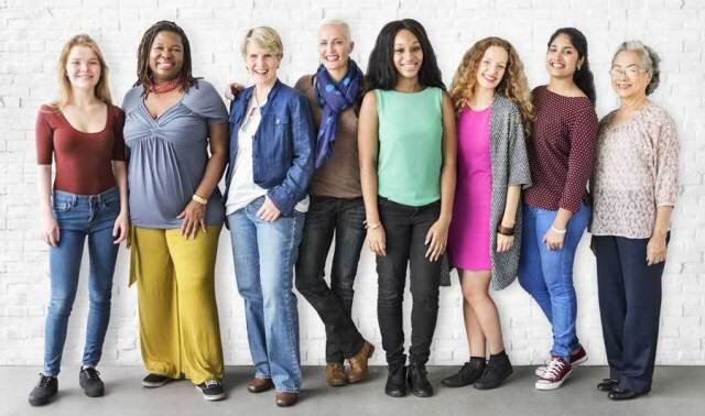 group-of-women_optimized.jpg