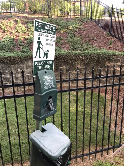 The Brio is a pet-friendly community with small Pet Parks onsite that include disposal areas.