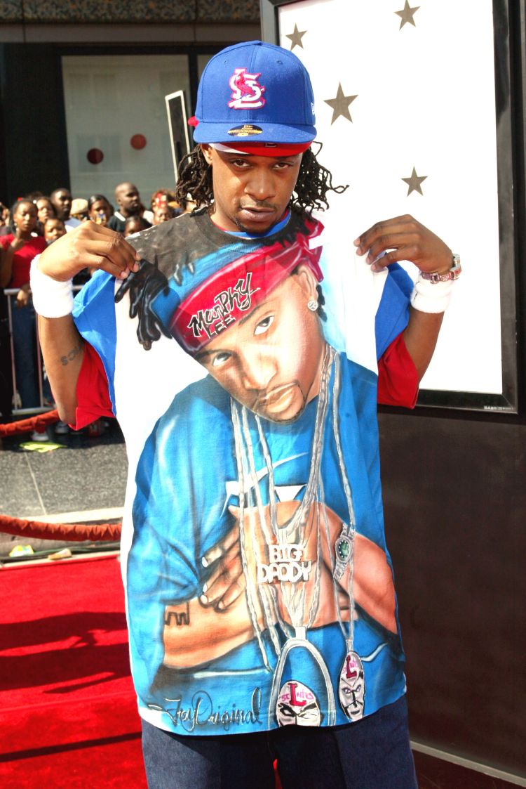 052716-shows-BETA-exclusives-who-rocked-the-dopest-streetwear-at-the-bet-awards-Murphy-Lee.jpg