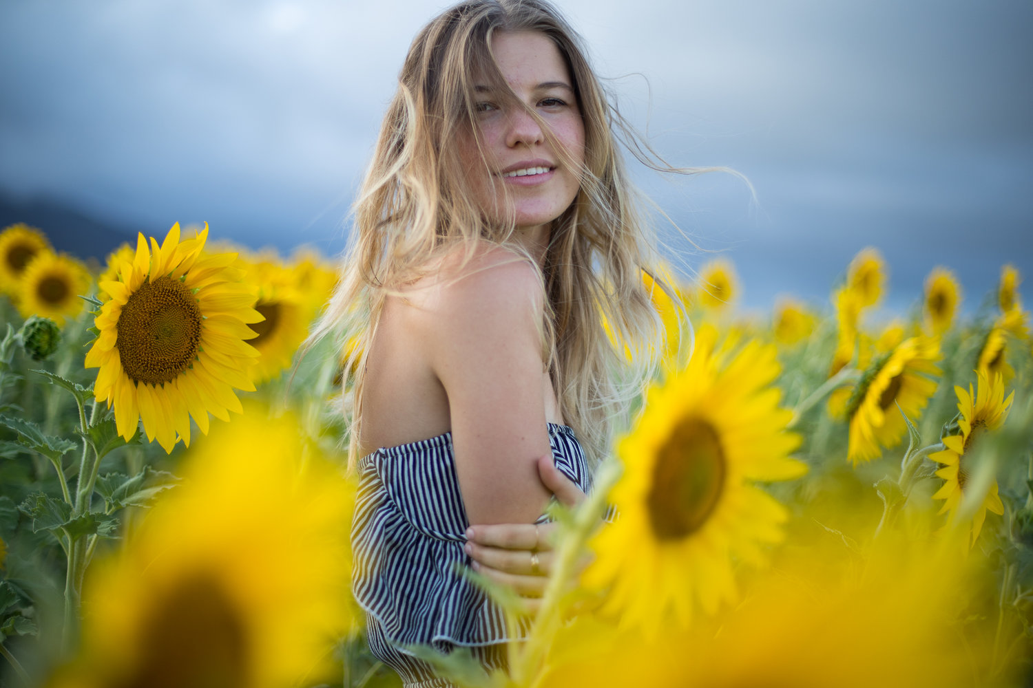 KARIM_ILIYA_SUNFLOWER_PHOTO_VIDEO_PRODUCTION_HAWAII_MAUI.jpg