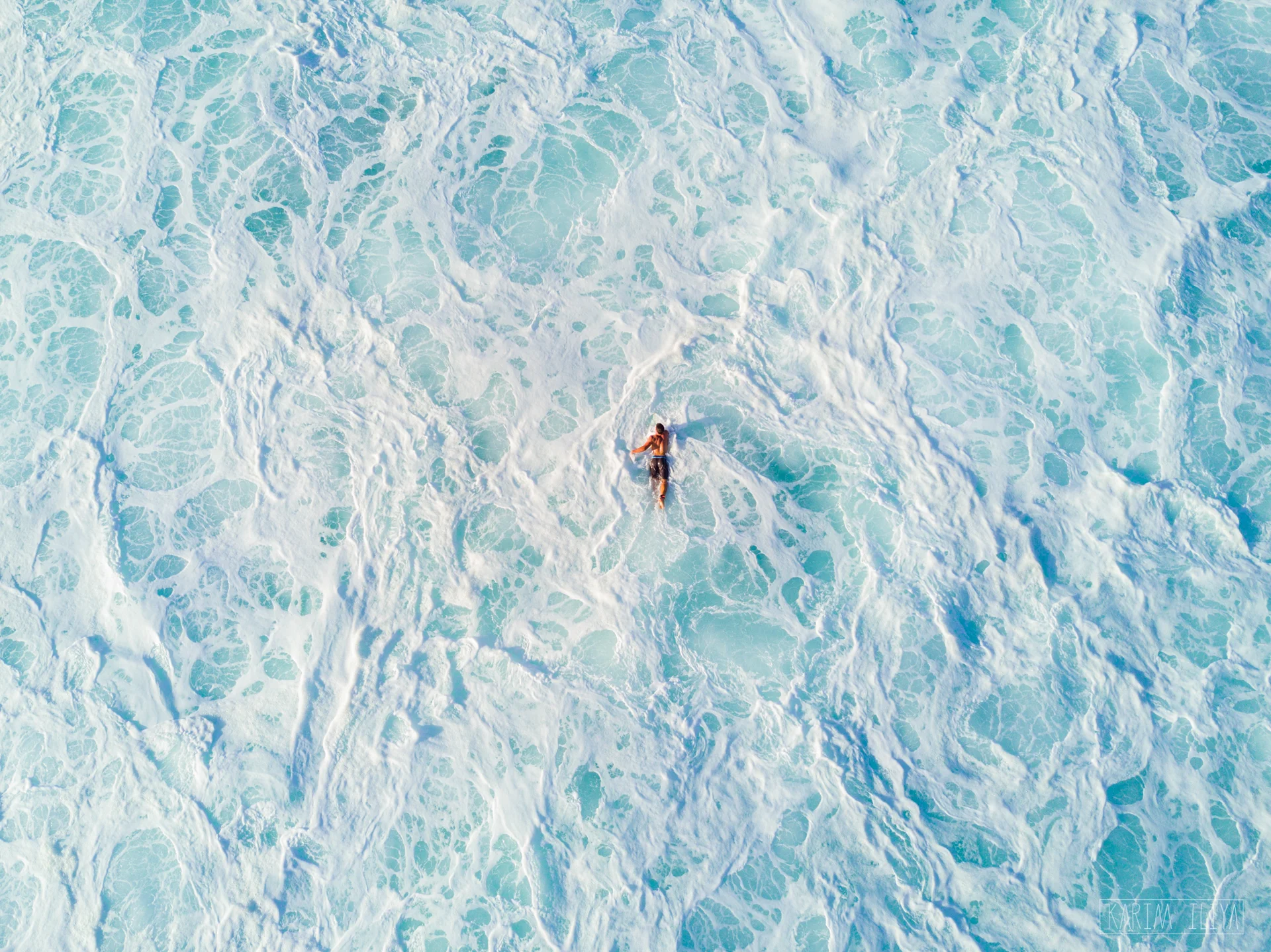 KARIM-ILIYA-OCEAN-DRONE-SURFER-JAWS.jpg